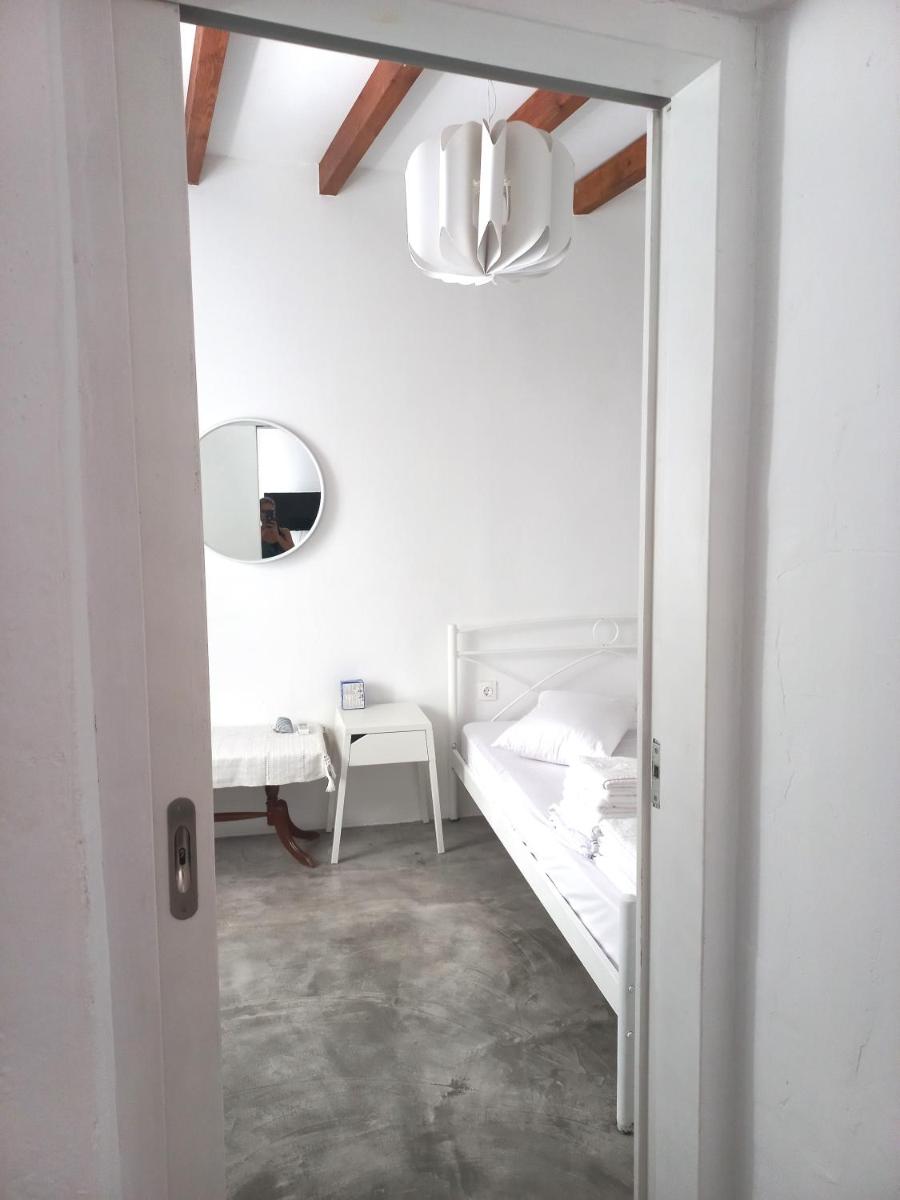 One-Bedroom Apartment - Photo 24