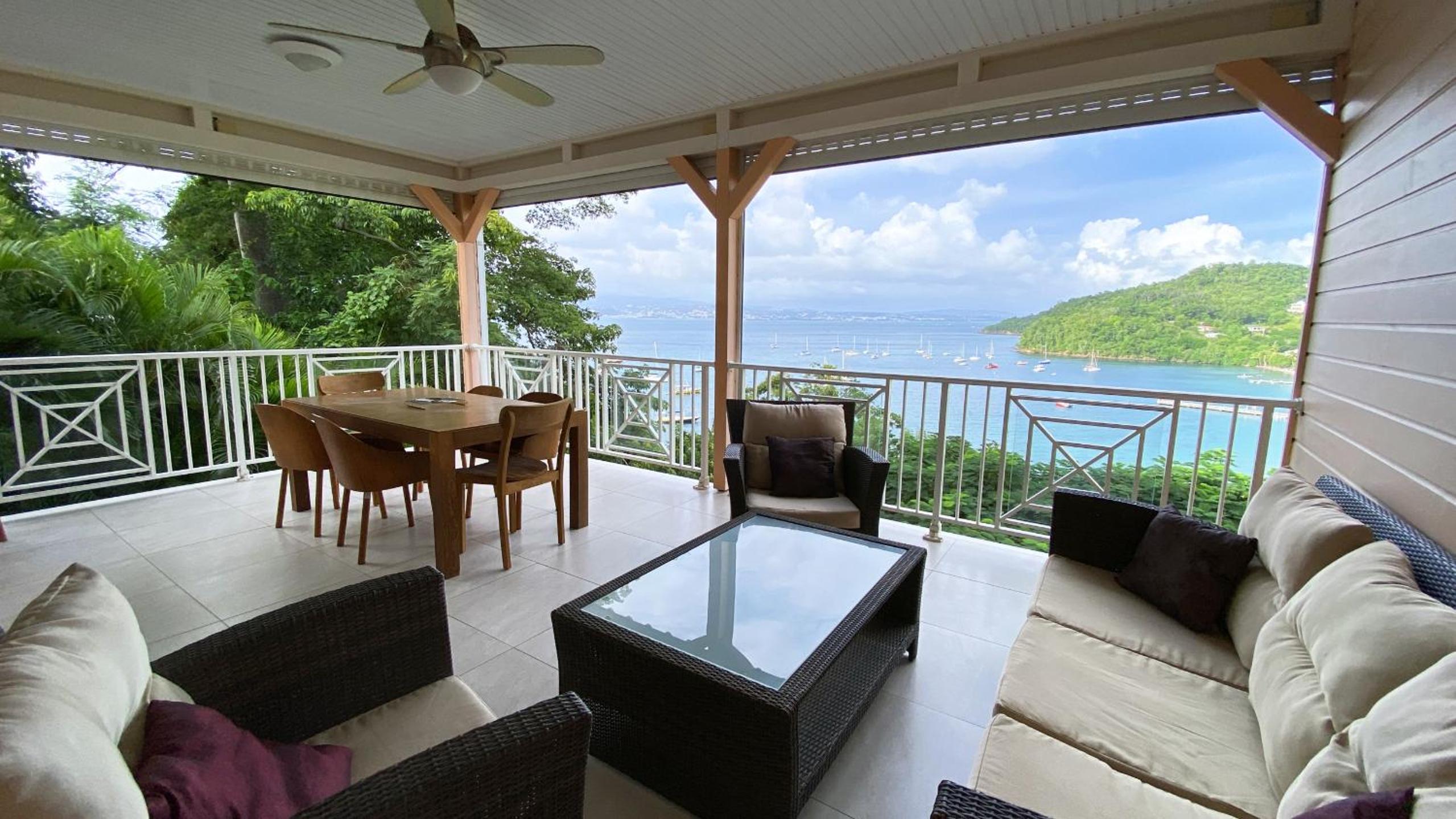 Three-Bedroom Villa photo 1