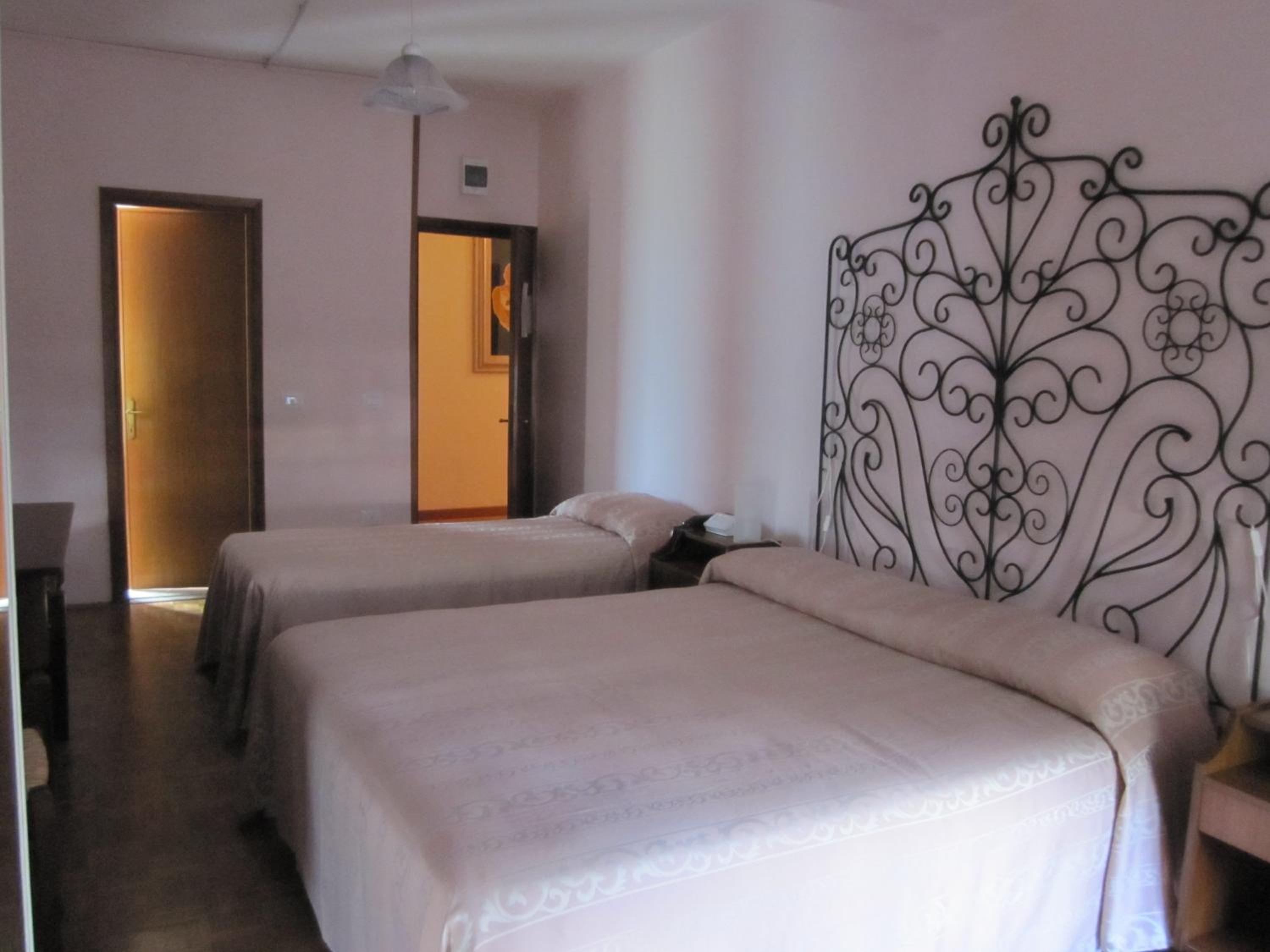 Quadruple Room photo 1