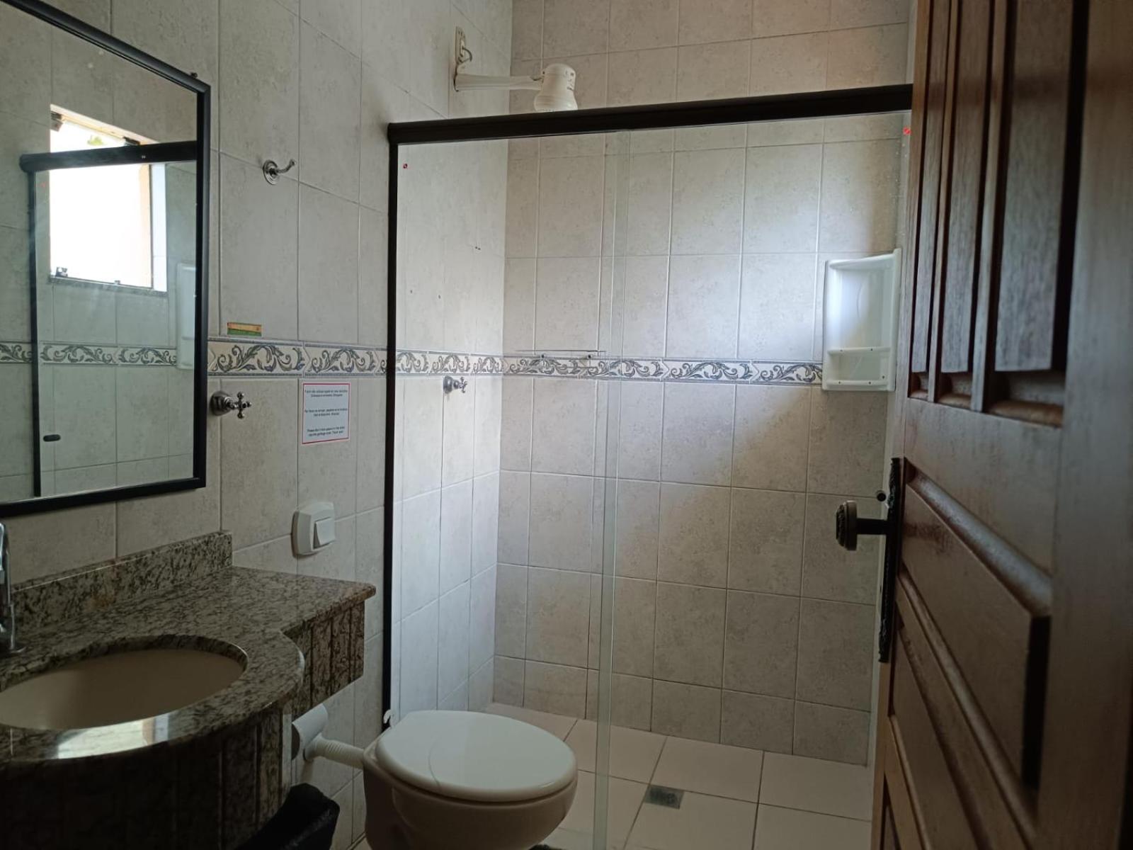 Family Room with Private Bathroom - Photo 8