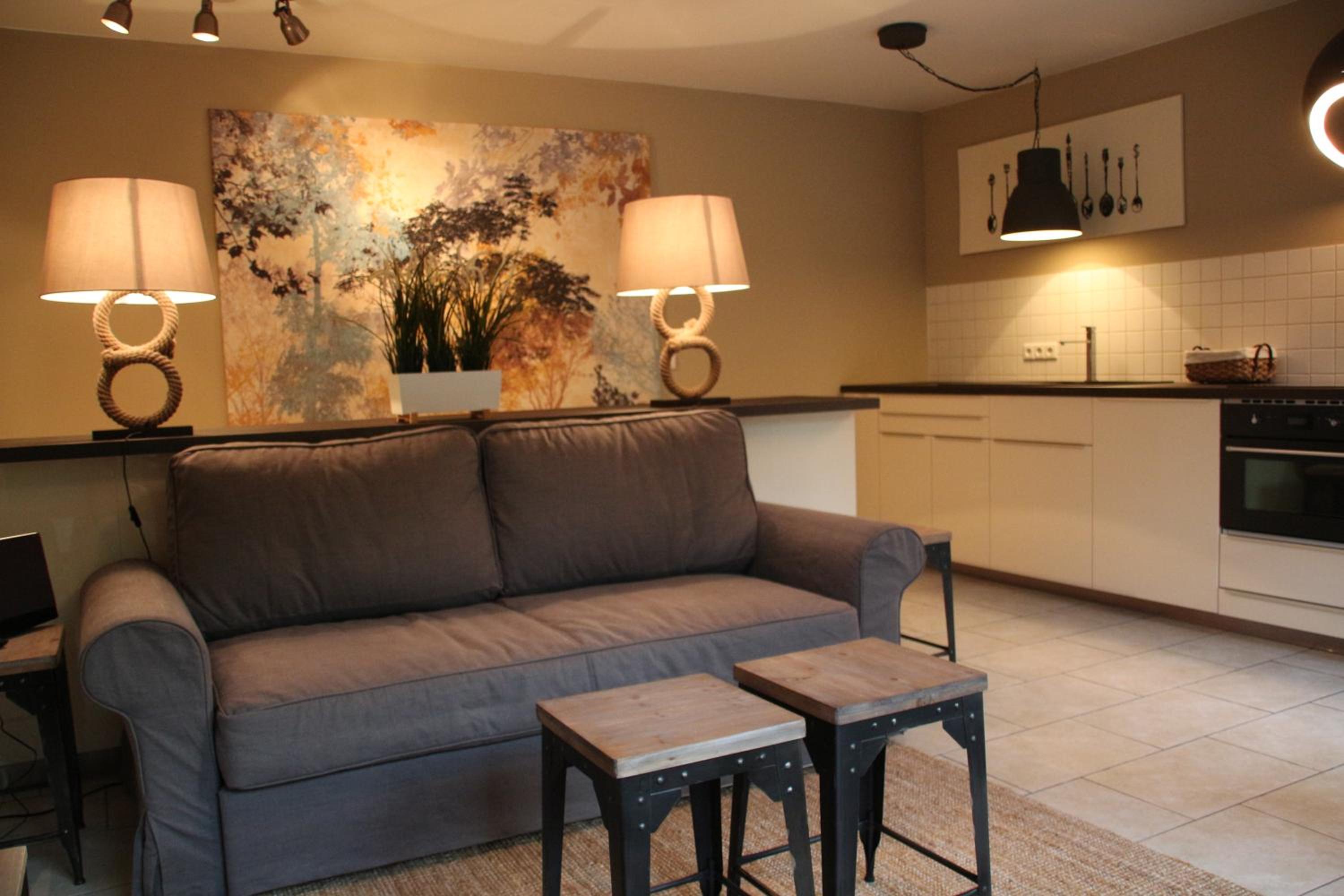 One-Bedroom Apartment with Balcony - Annex photo 1