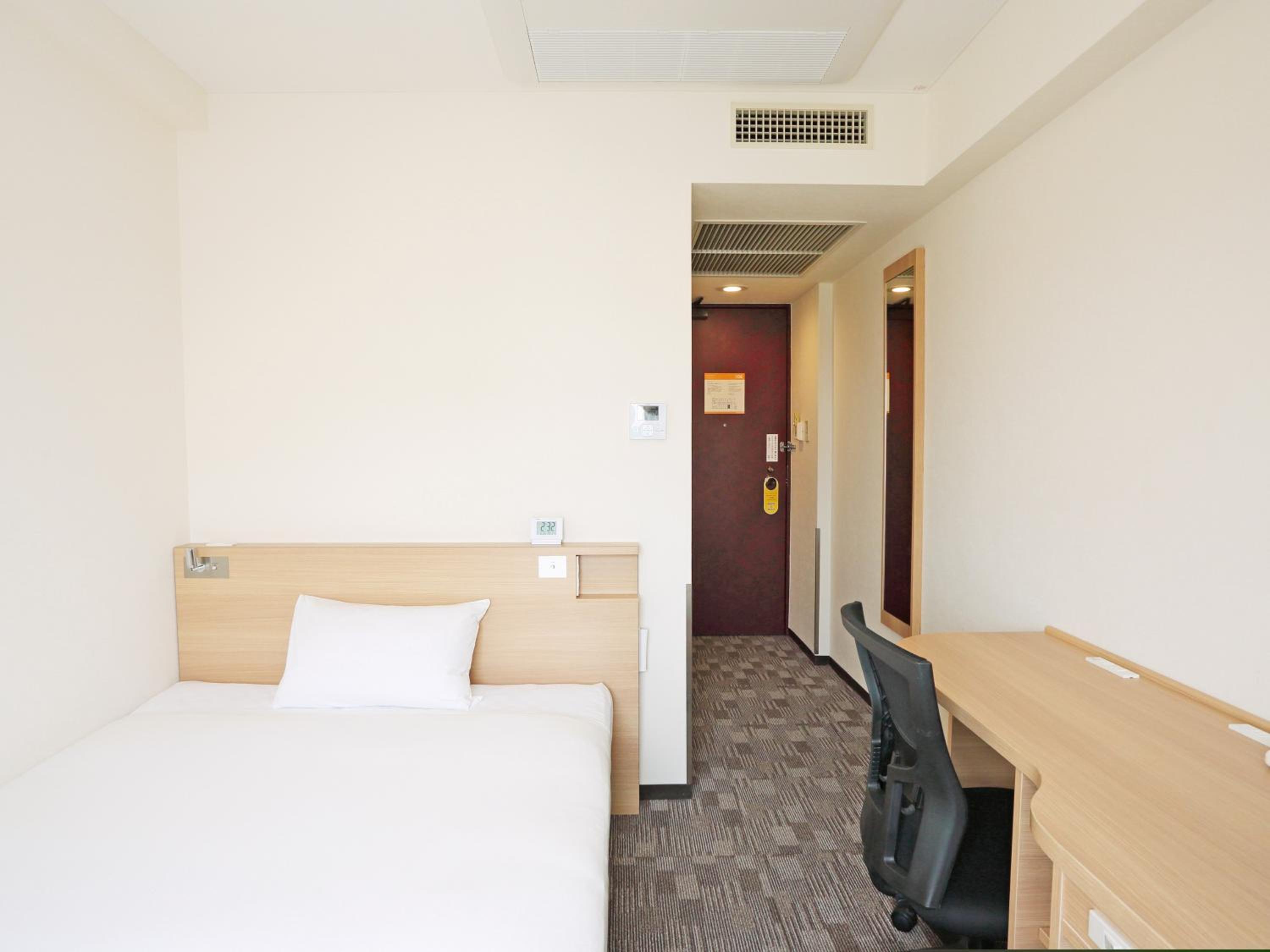 Single Room - Non-Smoking photo 1
