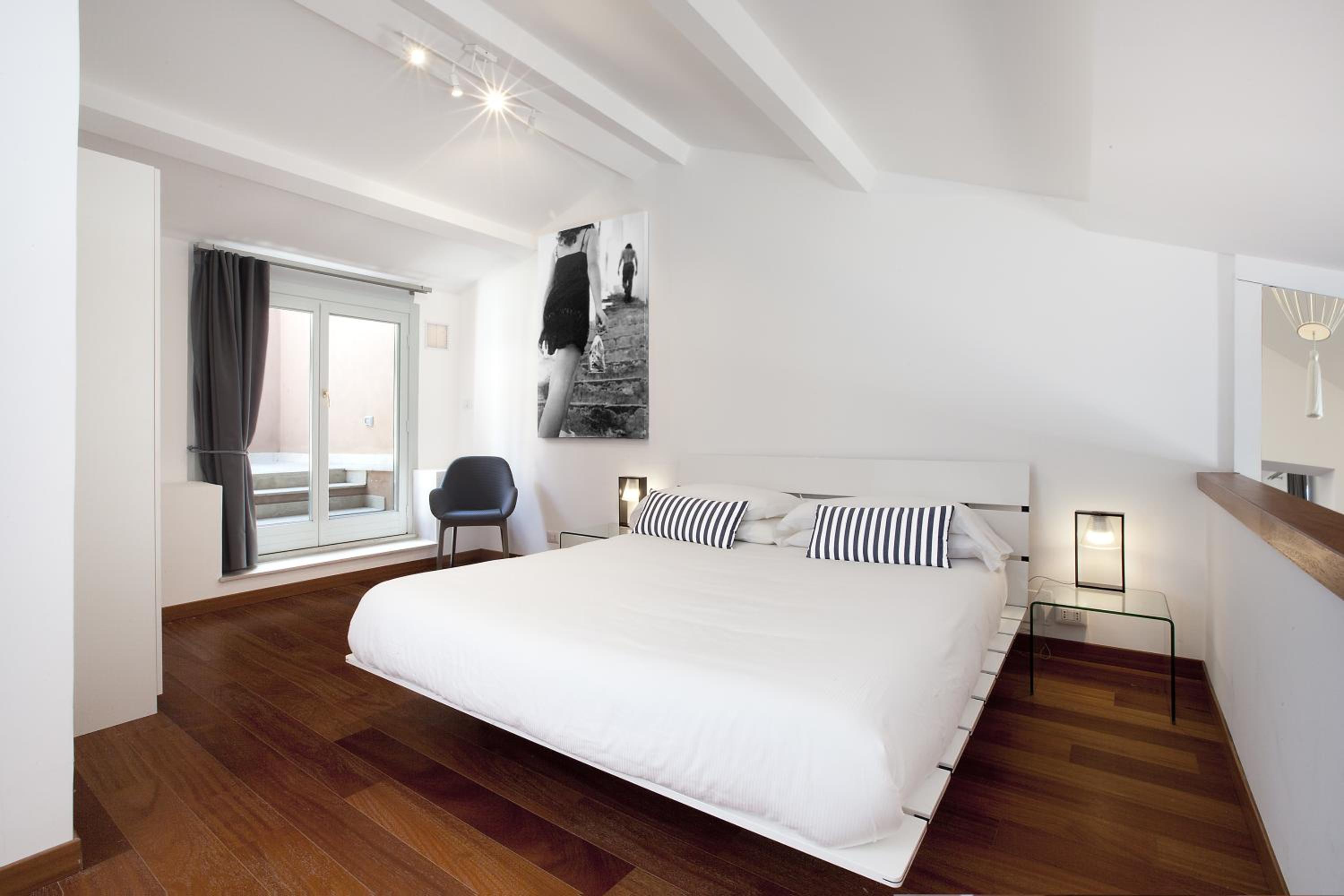Apartment with Terrace photo 1