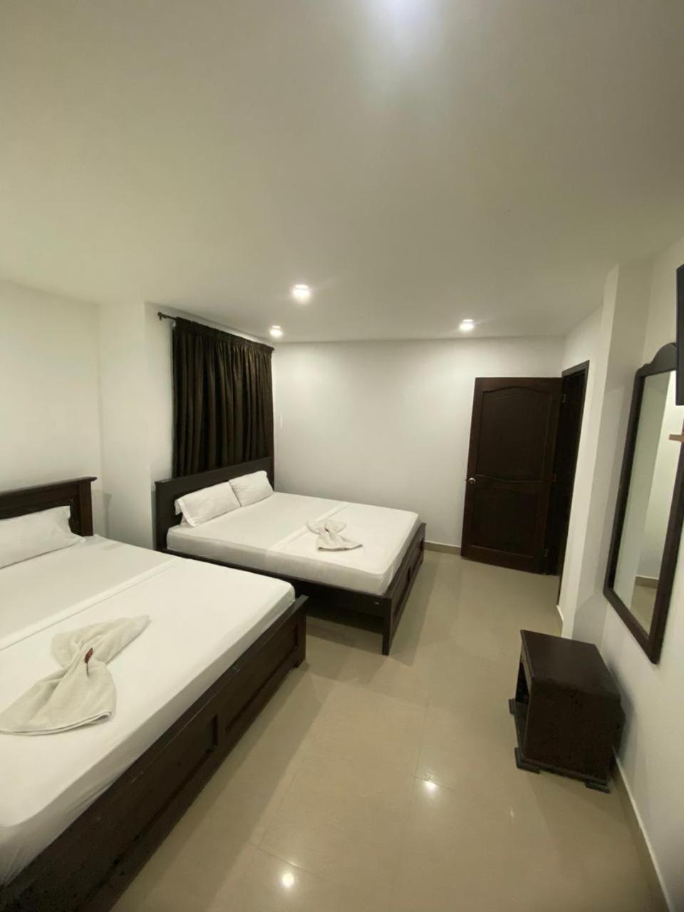Deluxe Double Room with Two Double Beds photo 3
