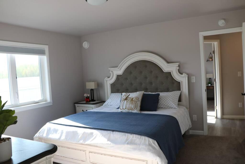 Three-Bedroom Townhouse photo 2