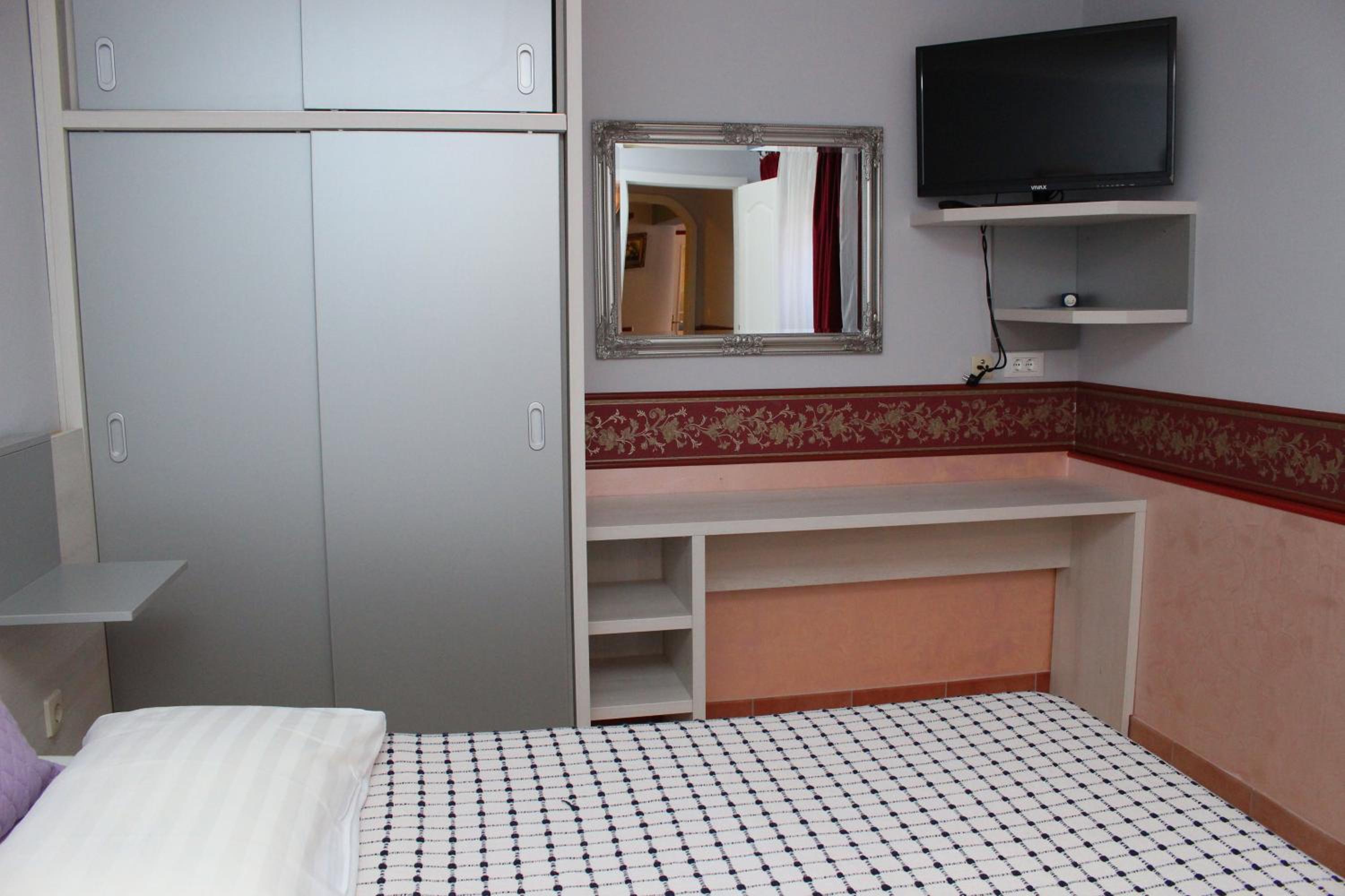 Two Bedroom Suite photo 2