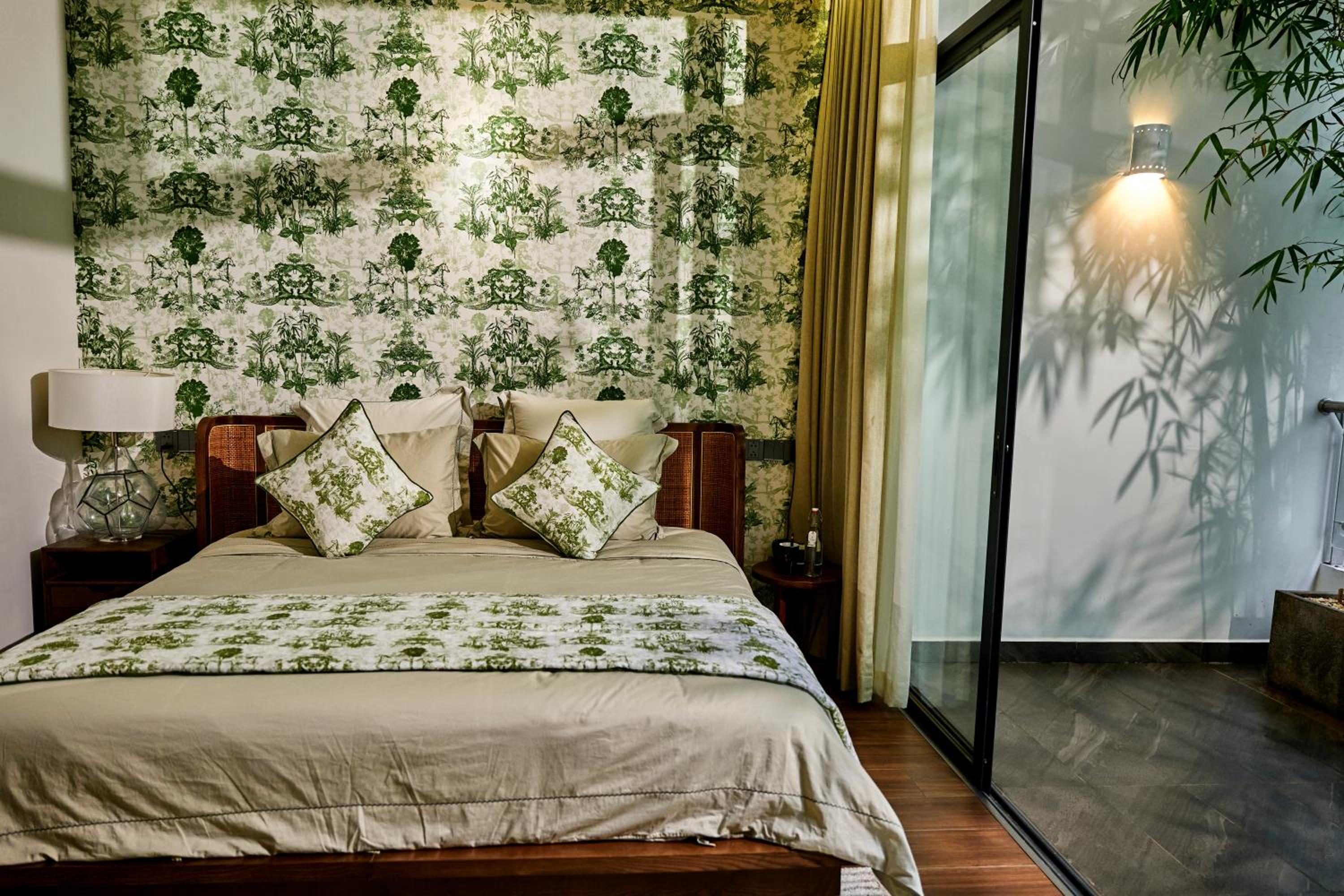 Botanical Suite