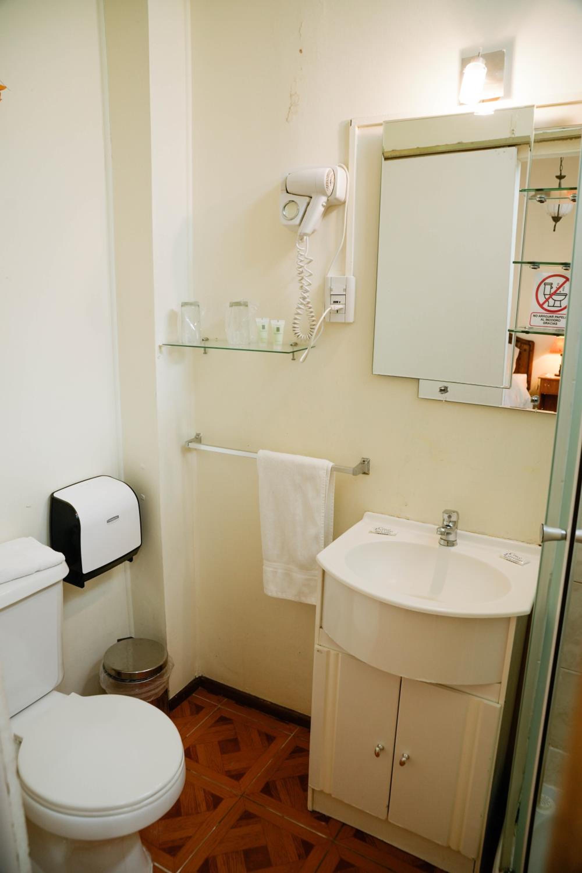 Twin Room photo 2