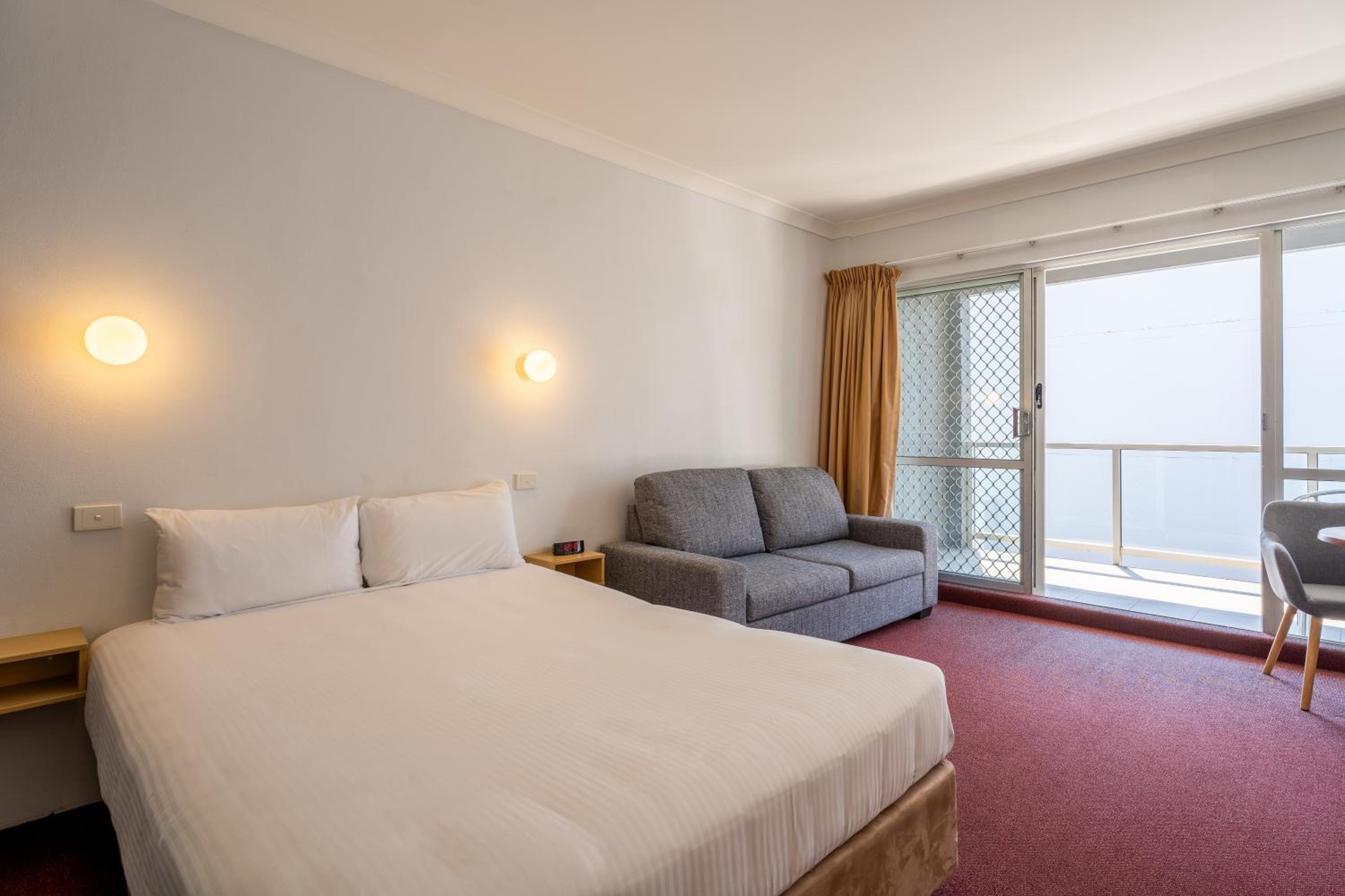 Deluxe Balcony Room (2 Night Special) photo 1