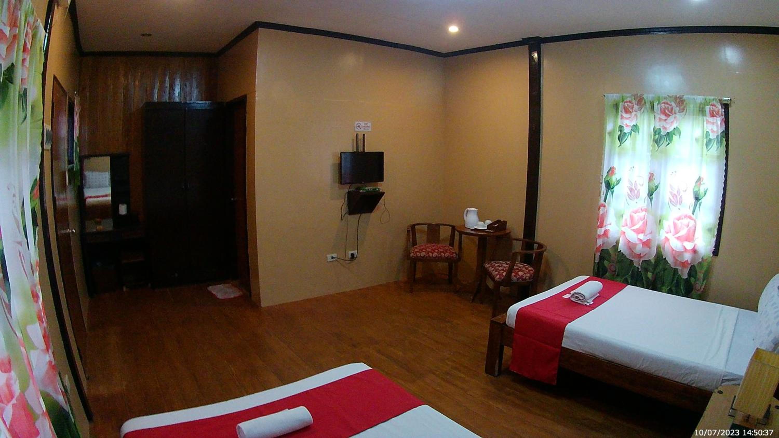 Villa photo 2