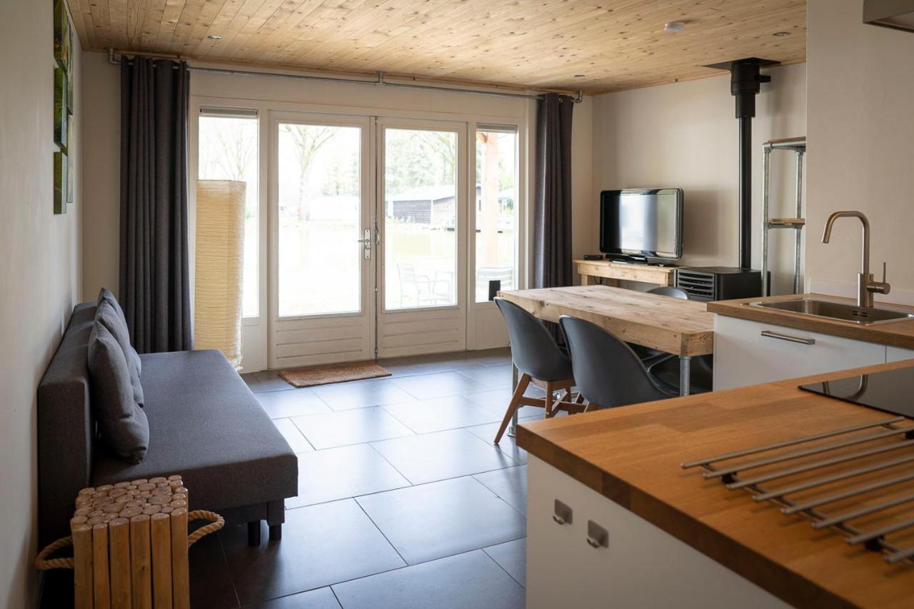 One-Bedroom House photo 2