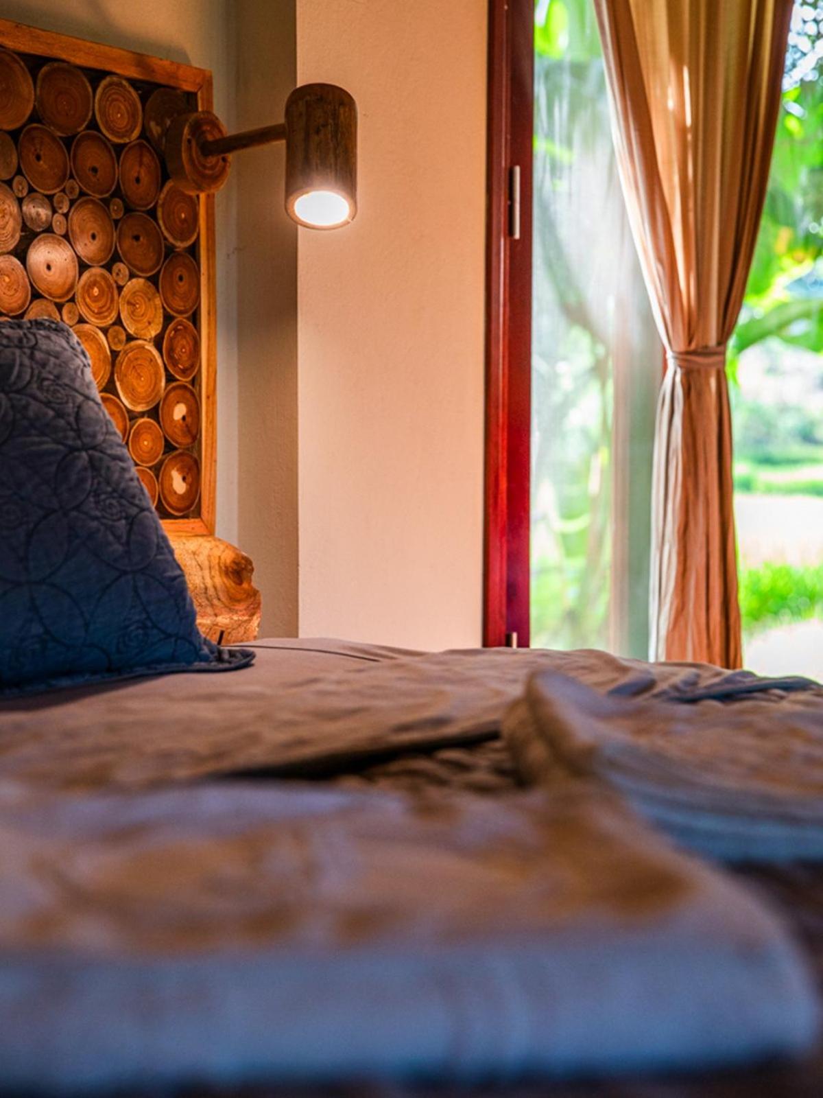 Triple Room with Balcony and Garden View - Photo 16