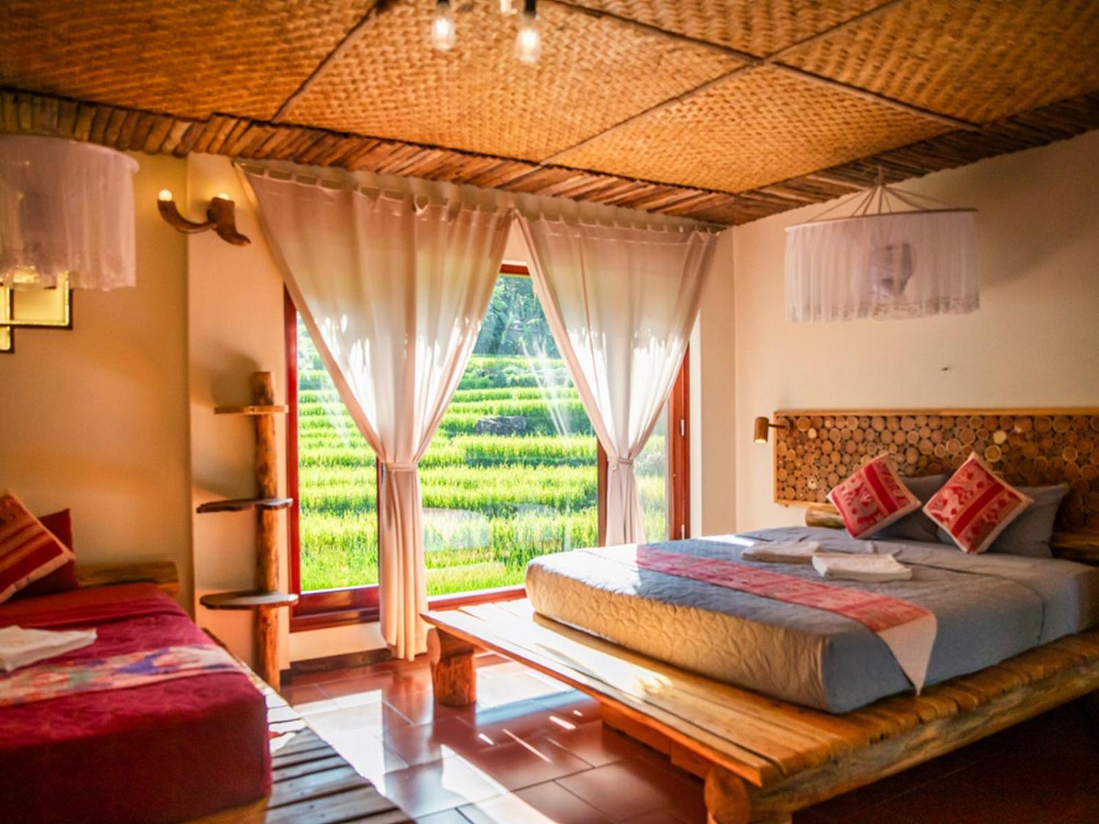 Triple Room with Balcony and Field View - Photo 7
