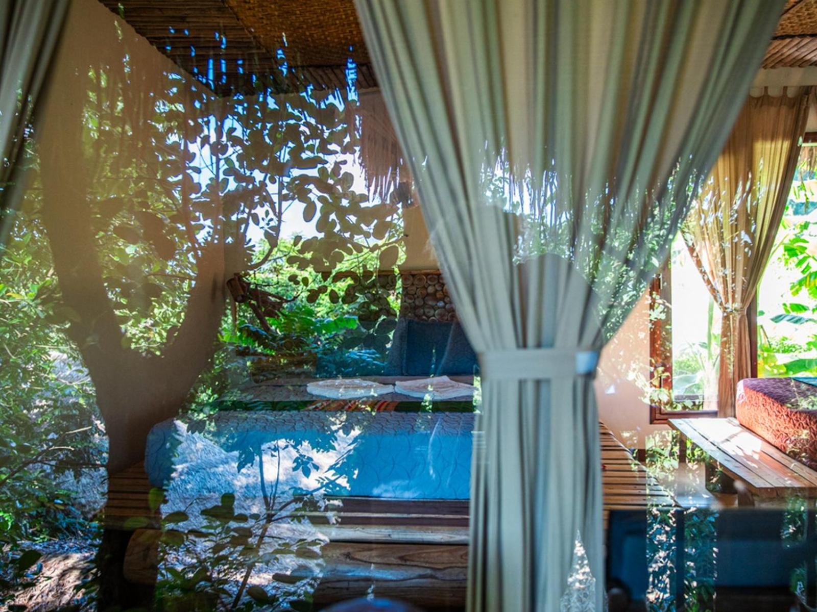 Triple Room with Balcony and Garden View - Photo 17