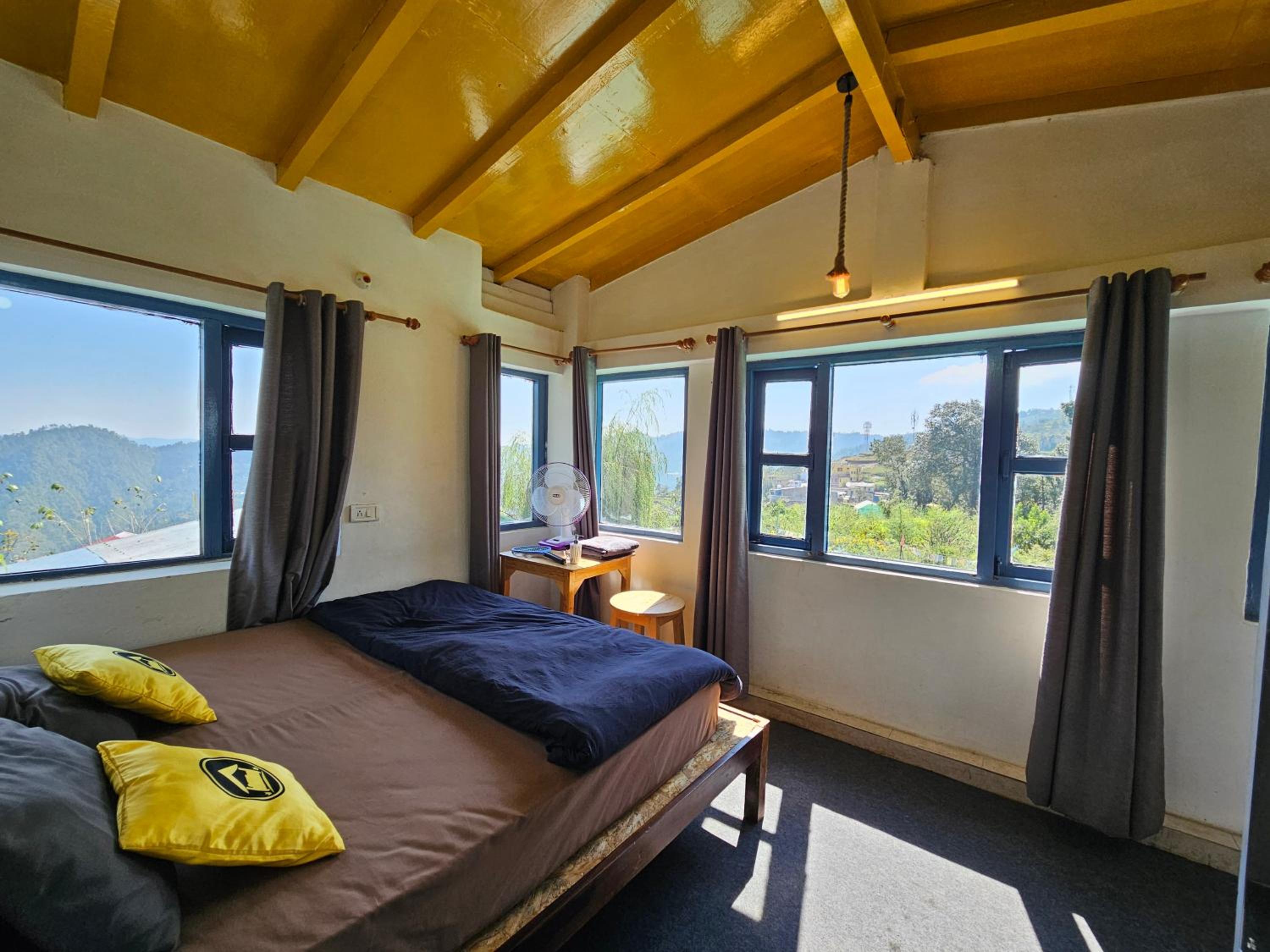 Deluxe Double Room with Valley View - Photo 1