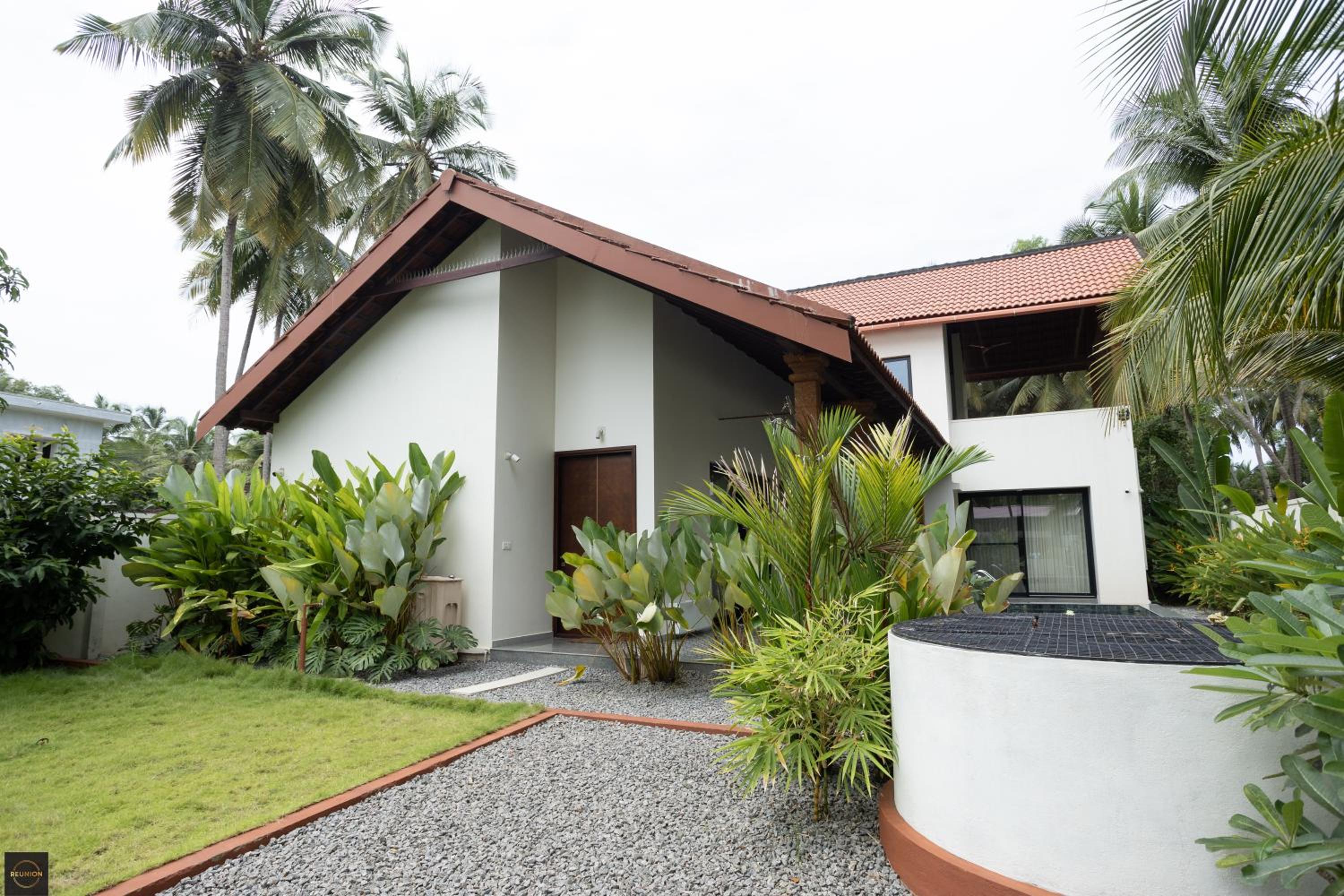 Villa with Private Pool photo 2