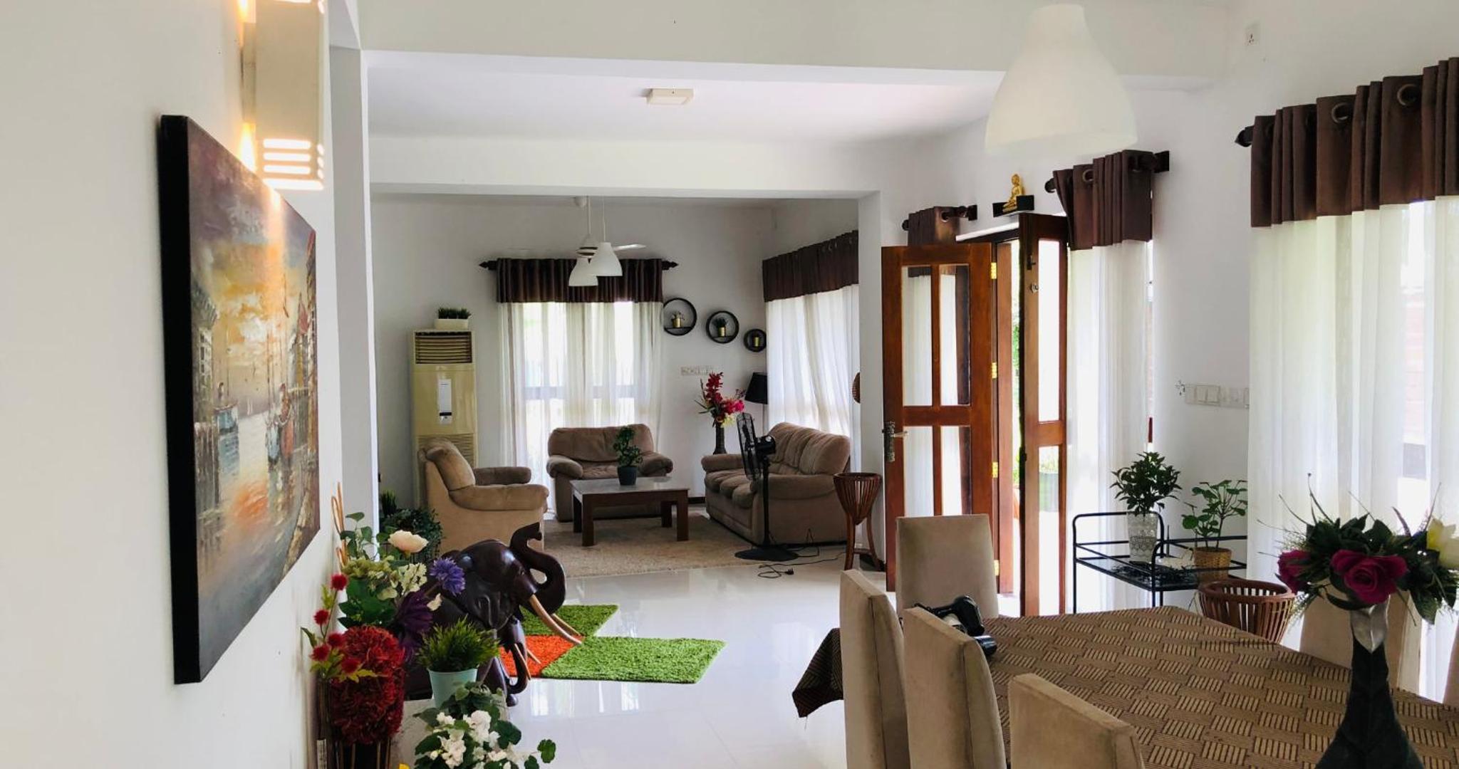 Villa photo 1