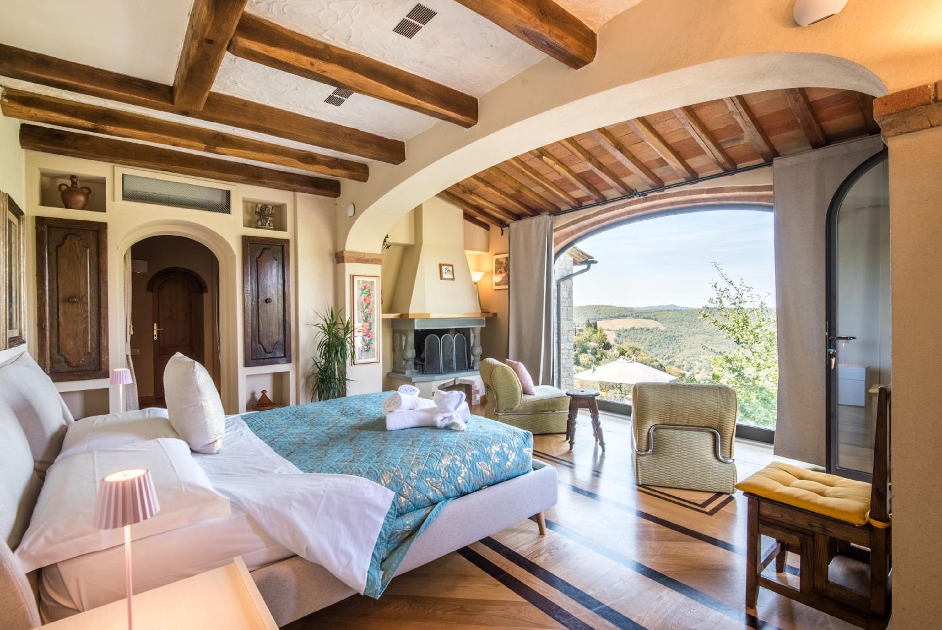 Villa with Garden View