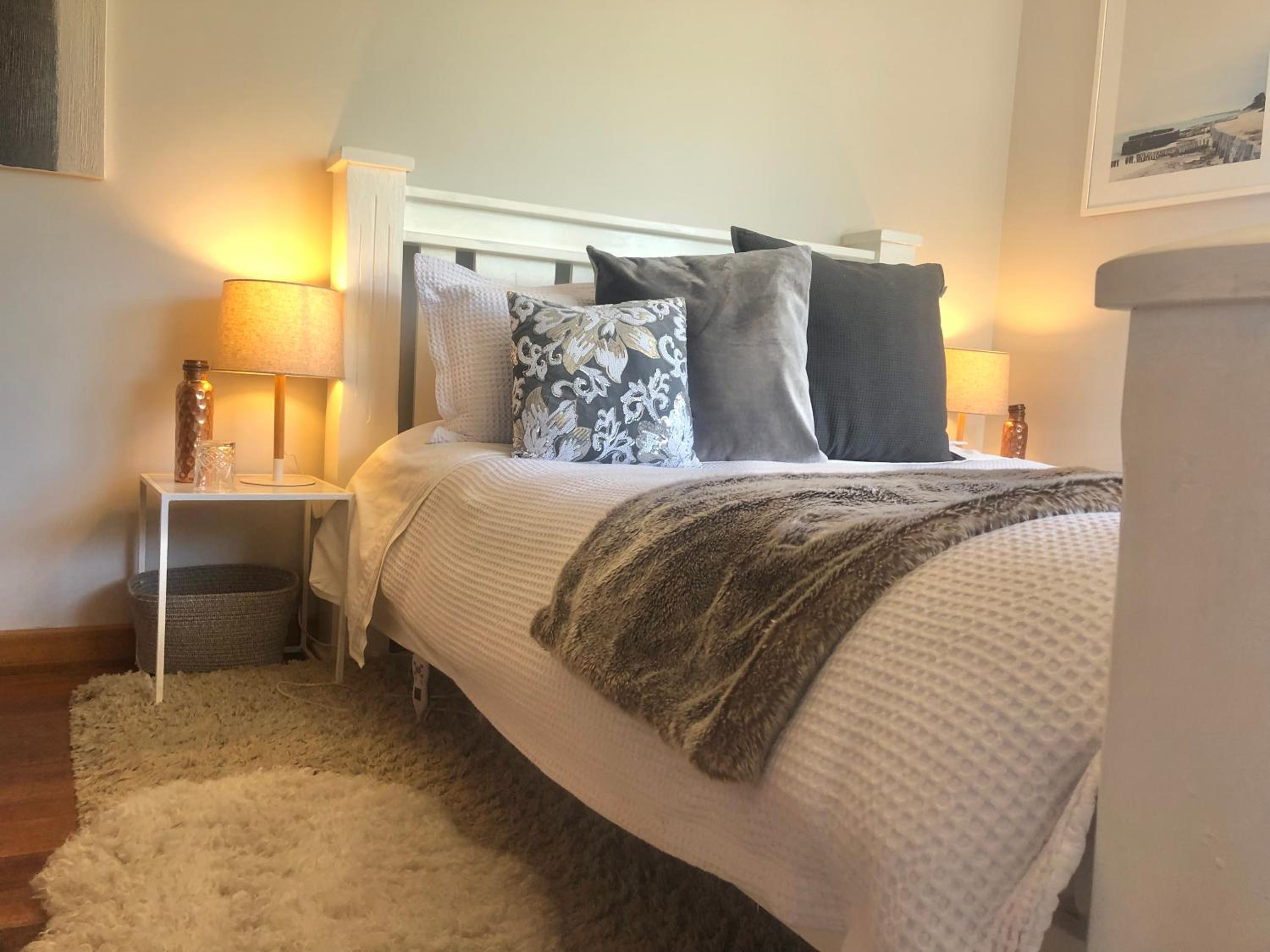 Small Queen Room