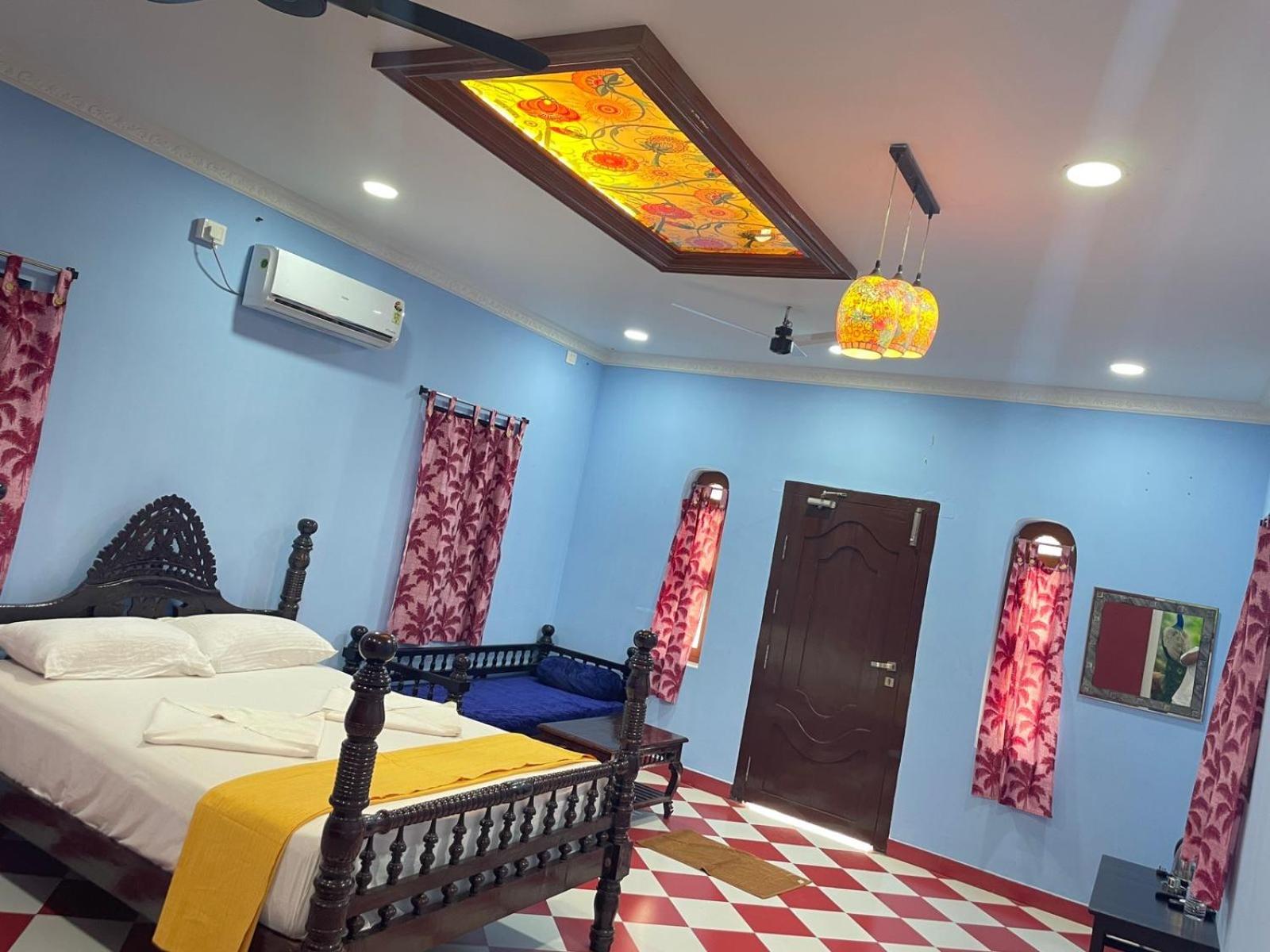 One-Bedroom House photo 2