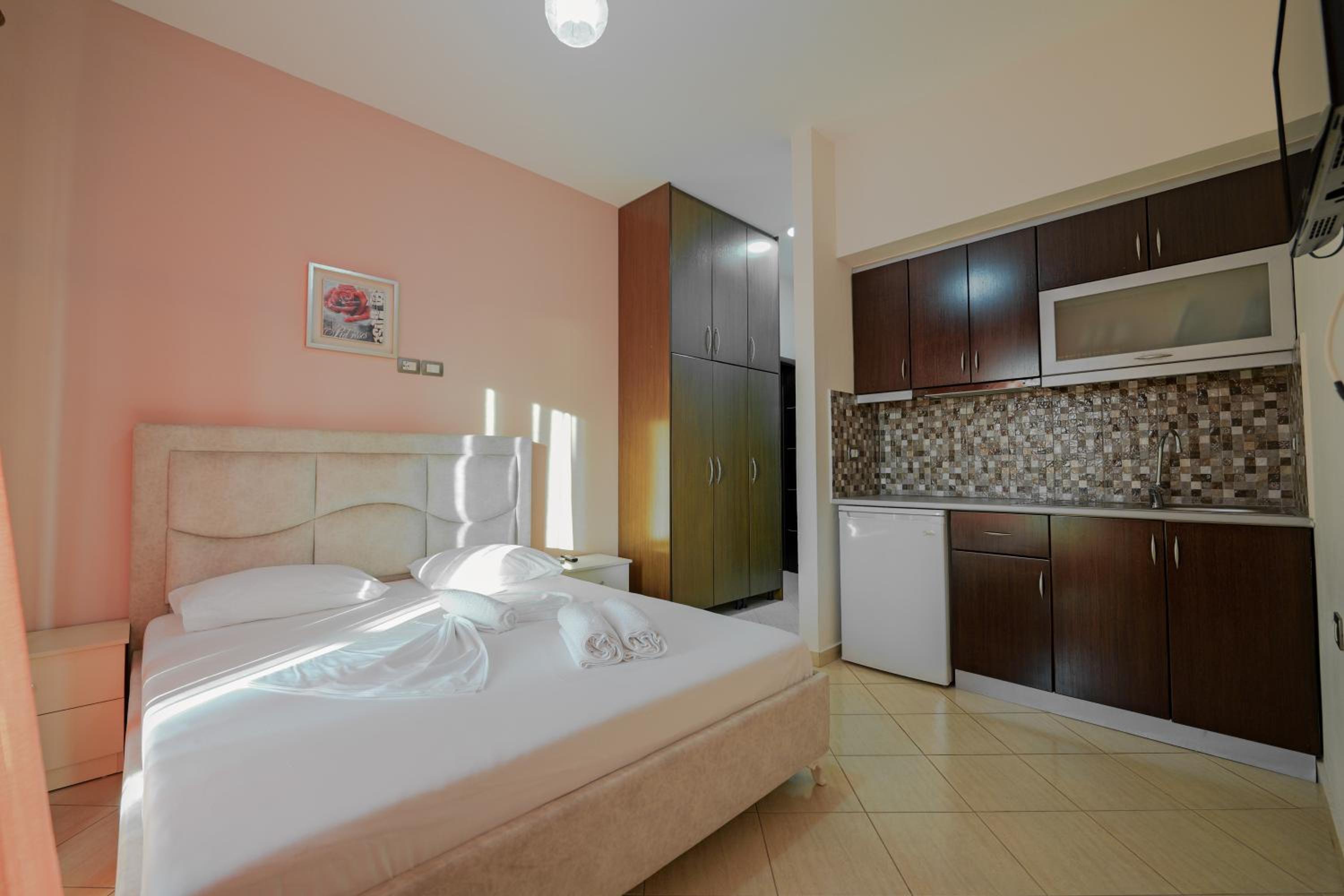 Deluxe Double Room with Sea View photo 2