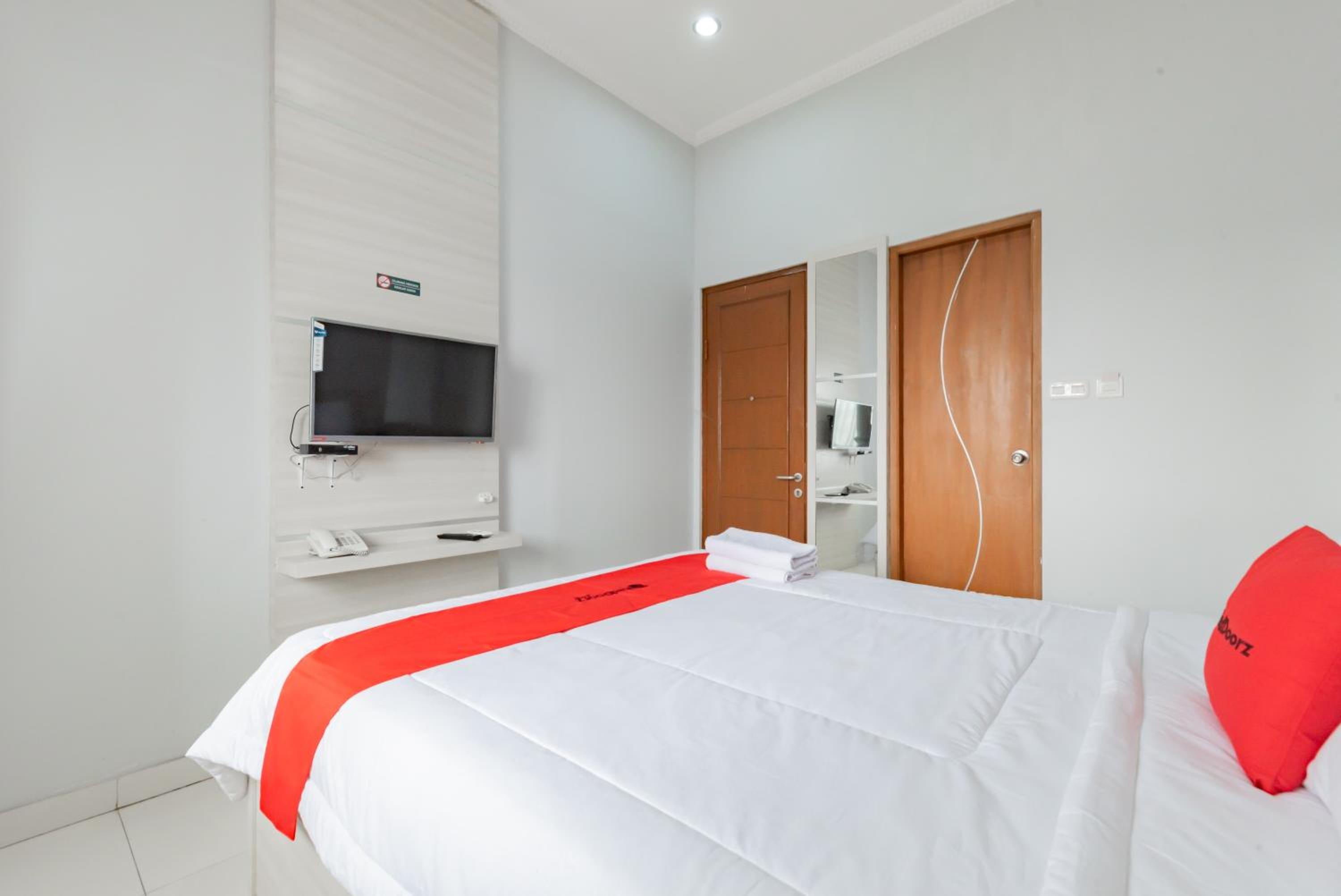 Standard Double Room - Photo 3