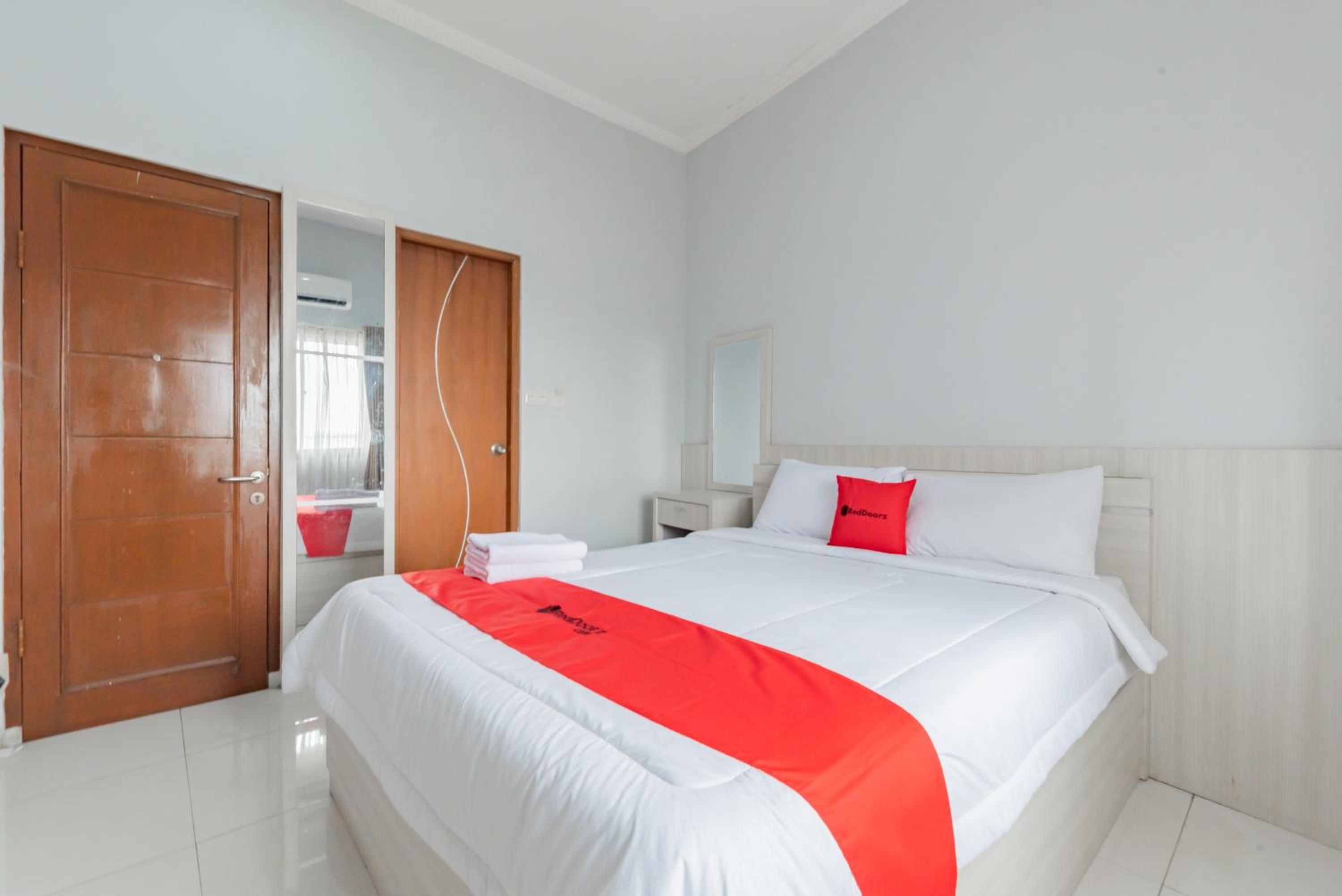 Standard Double Room - Photo 5