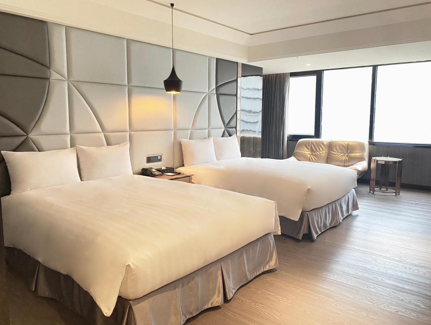 Deluxe Quadruple Room with Bath