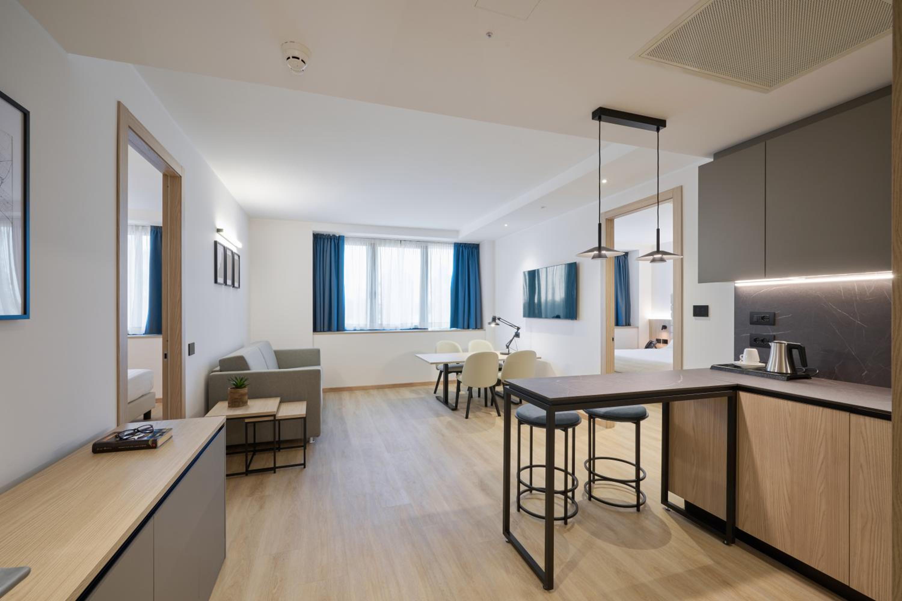 Deluxe Apartment photo 1