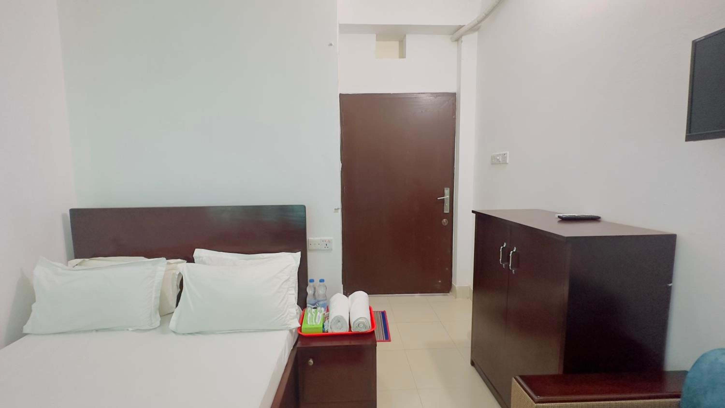 Economy Double Room photo 2