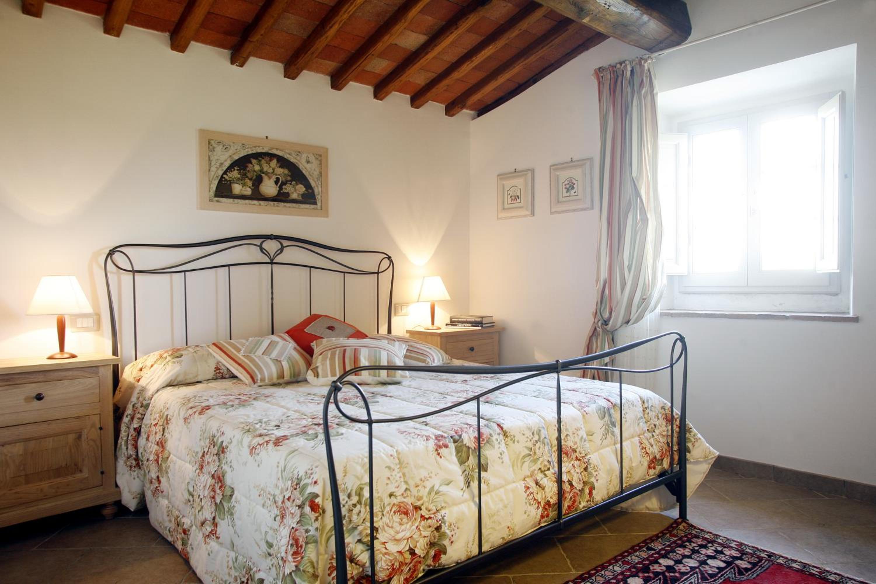 Two-Bedroom Apartment with Sofa Bed