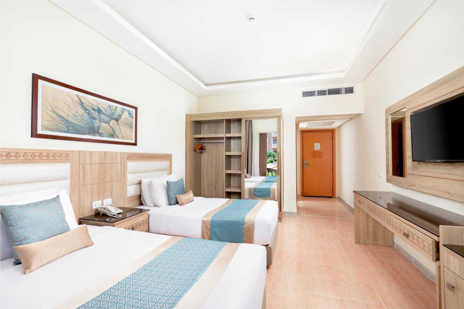 Standard Double Room - Photo 2