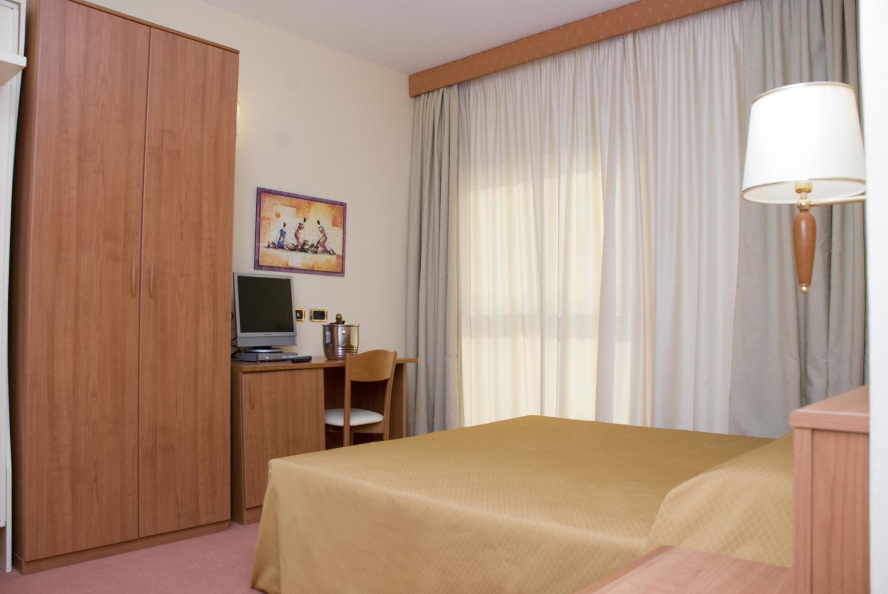 Double Room - Photo 1
