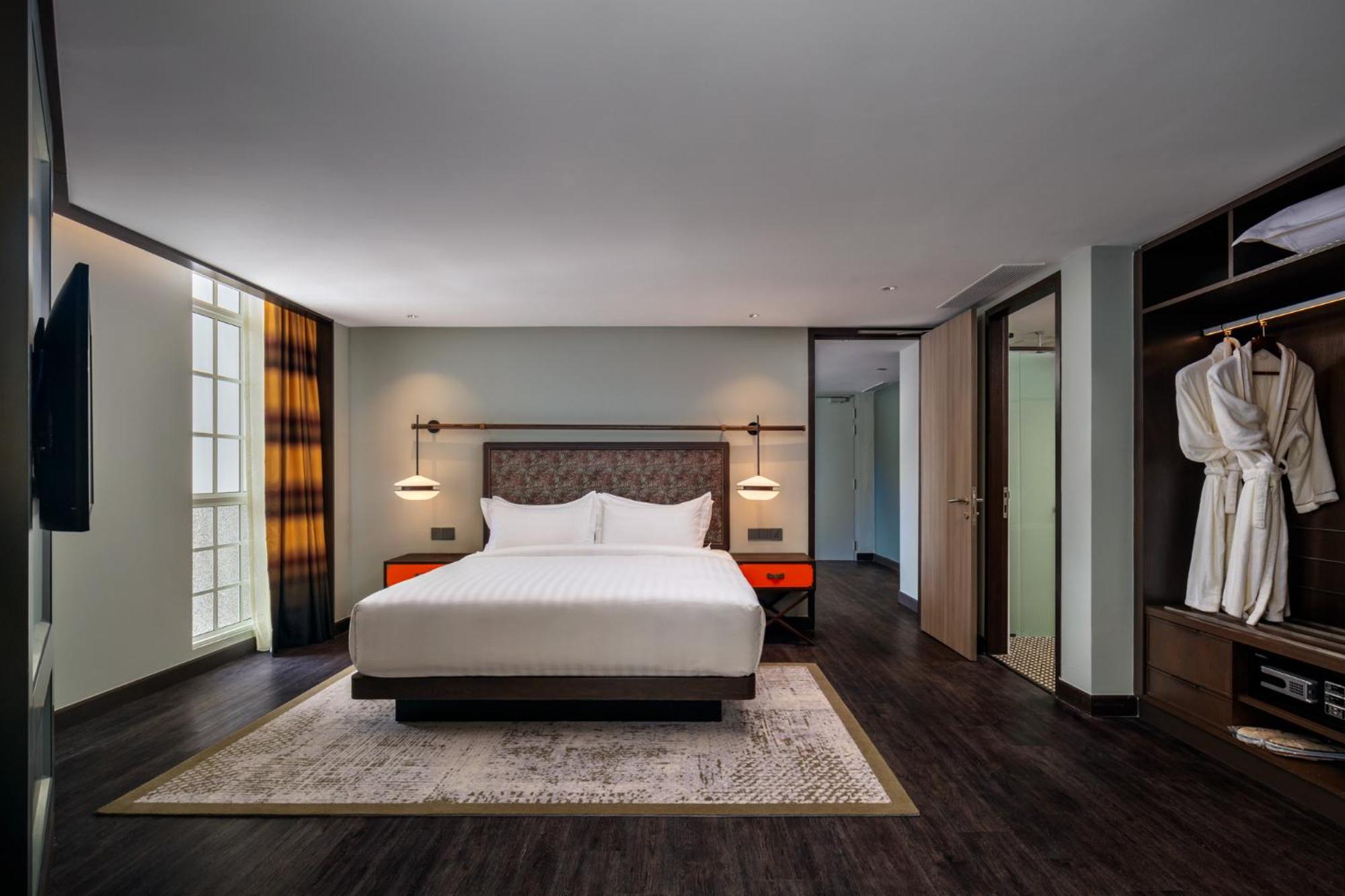 Premier Executive Suite photo 2