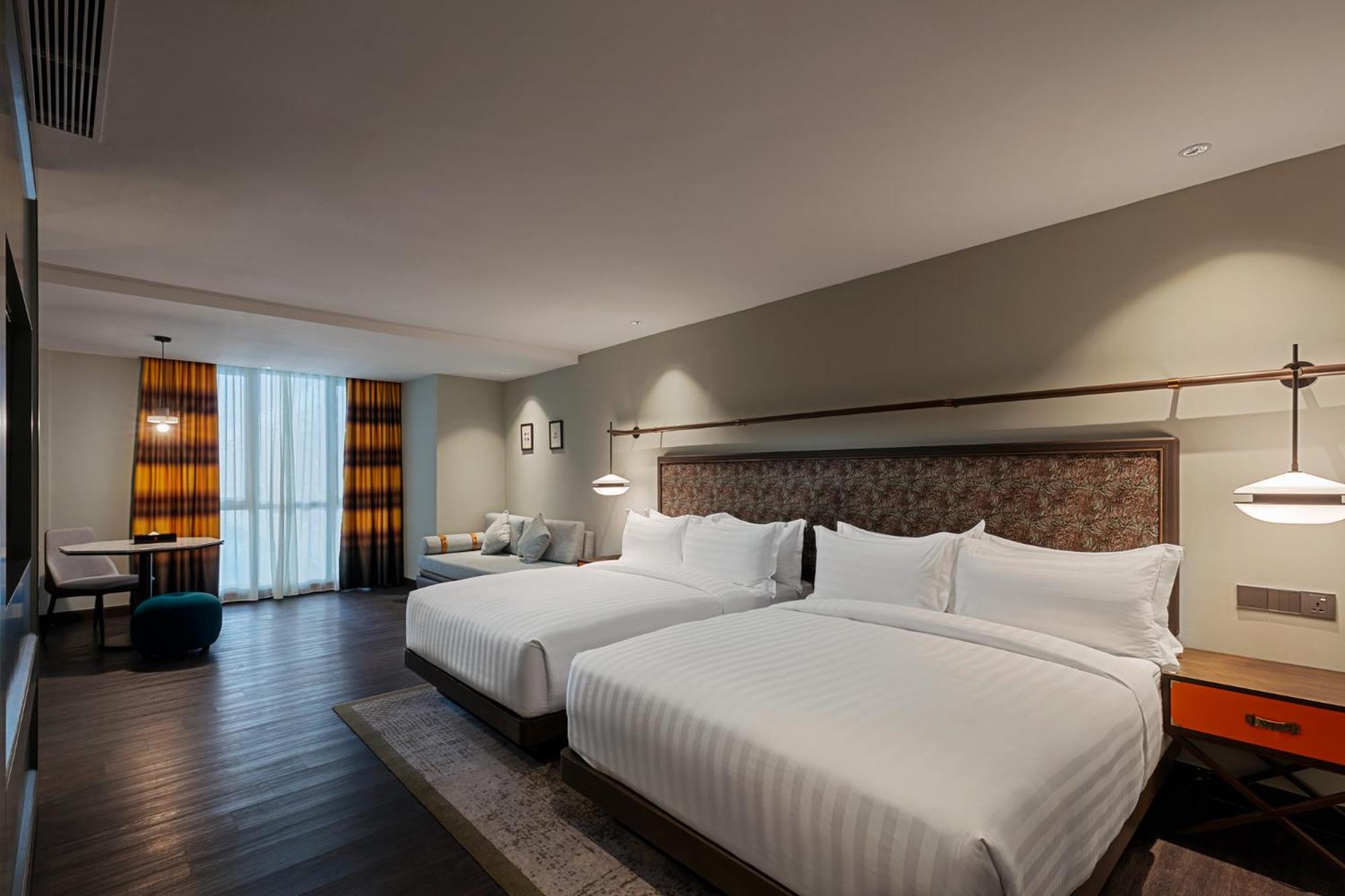 Premier Family Deluxe Room - Photo 4