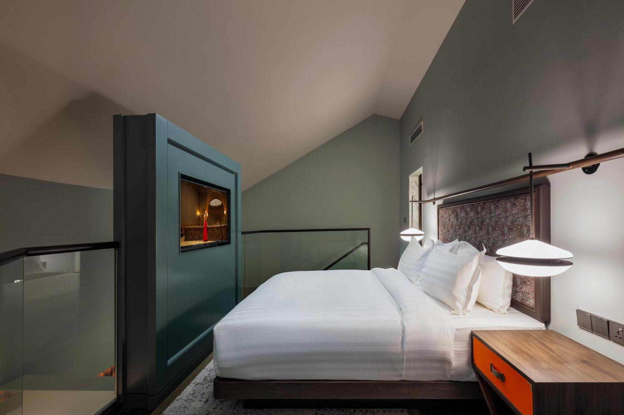 Heritage Suite – Executive Lounge Privileges (Free-Flow Wine | 5PM–7PM, Until 31 July) - Photo 5