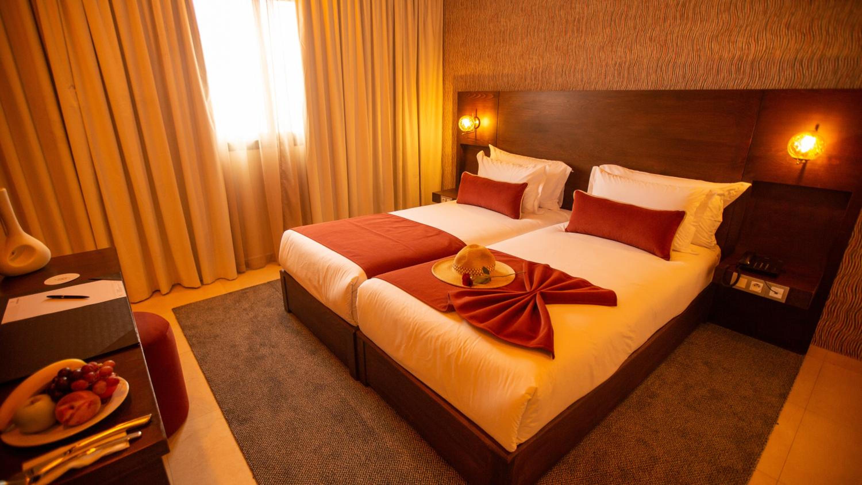Twin Room - Photo 5
