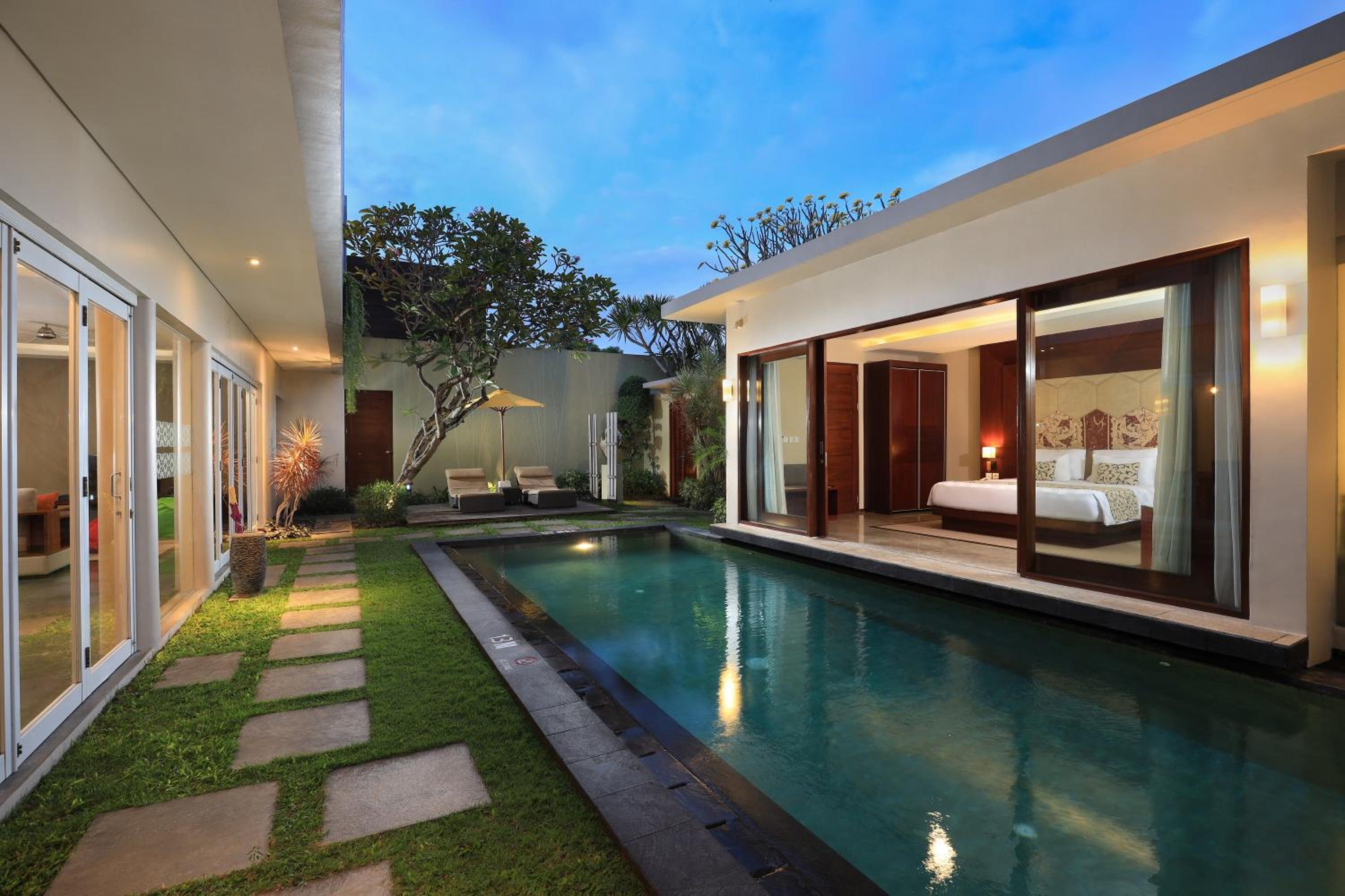 Two-Bedroom Villa with Private Pool - Photo 12