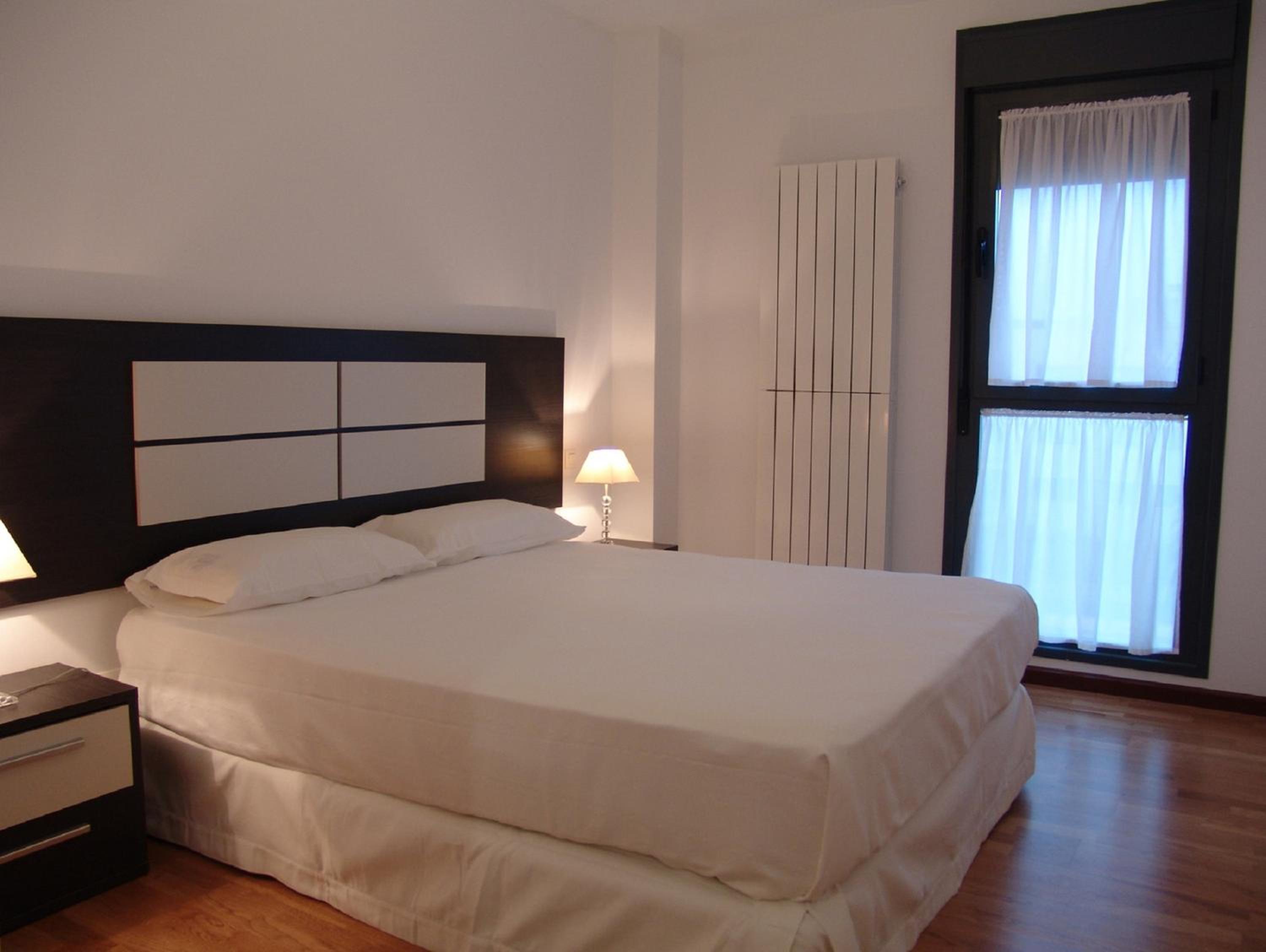 Two-Bedroom Apartment photo 3