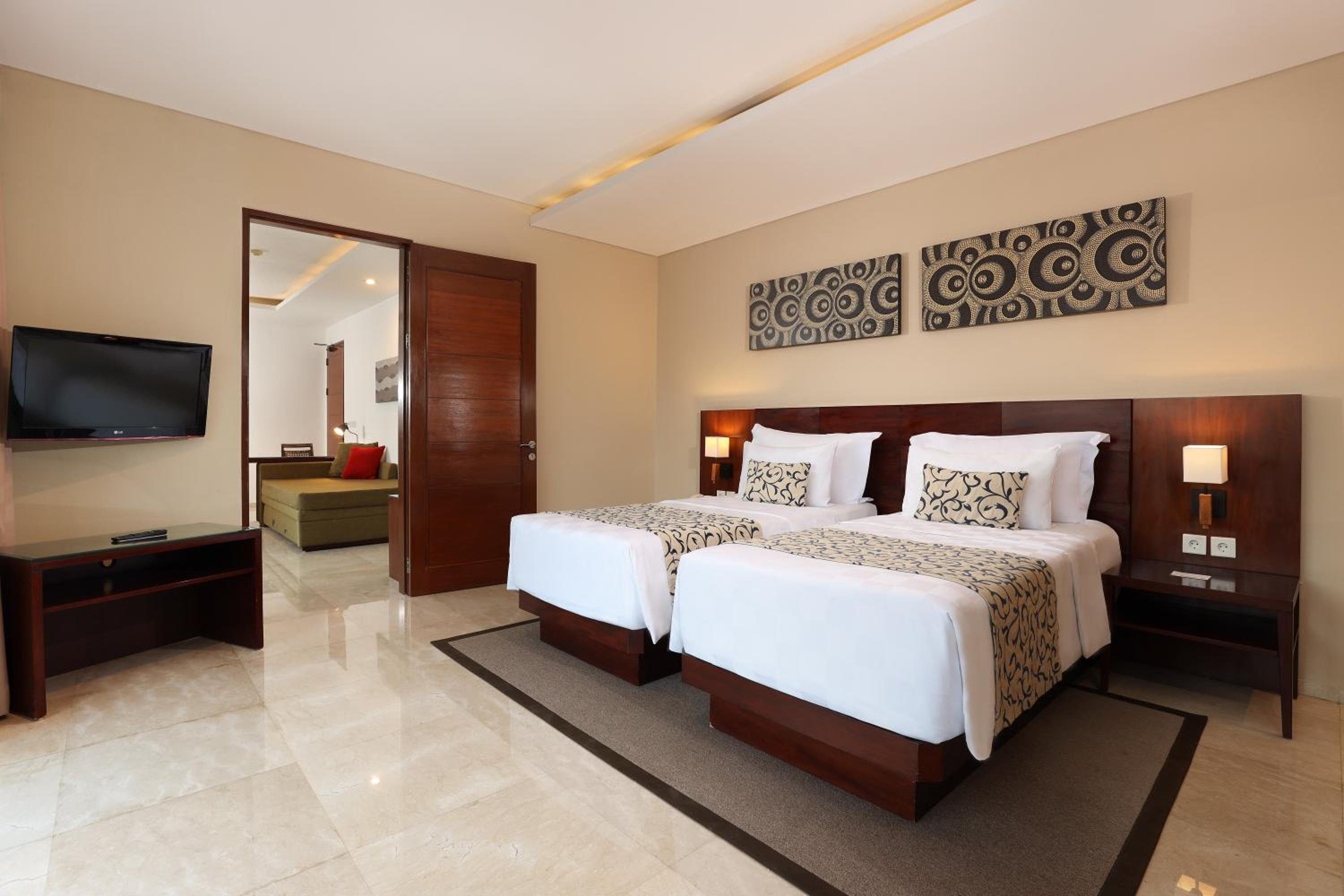 Two-Bedroom Villa with Private Pool - Photo 6