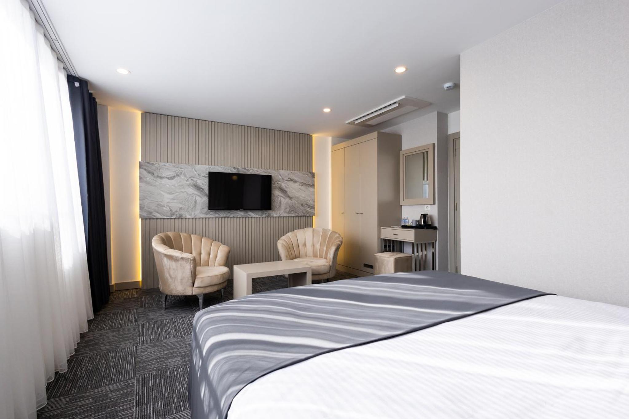 Suite with Sea View photo 3