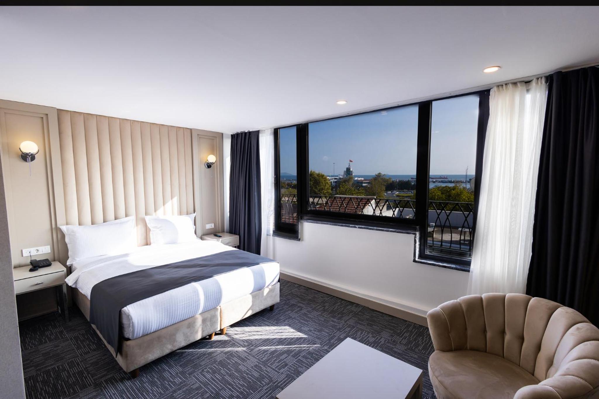 Suite with Sea View photo 2