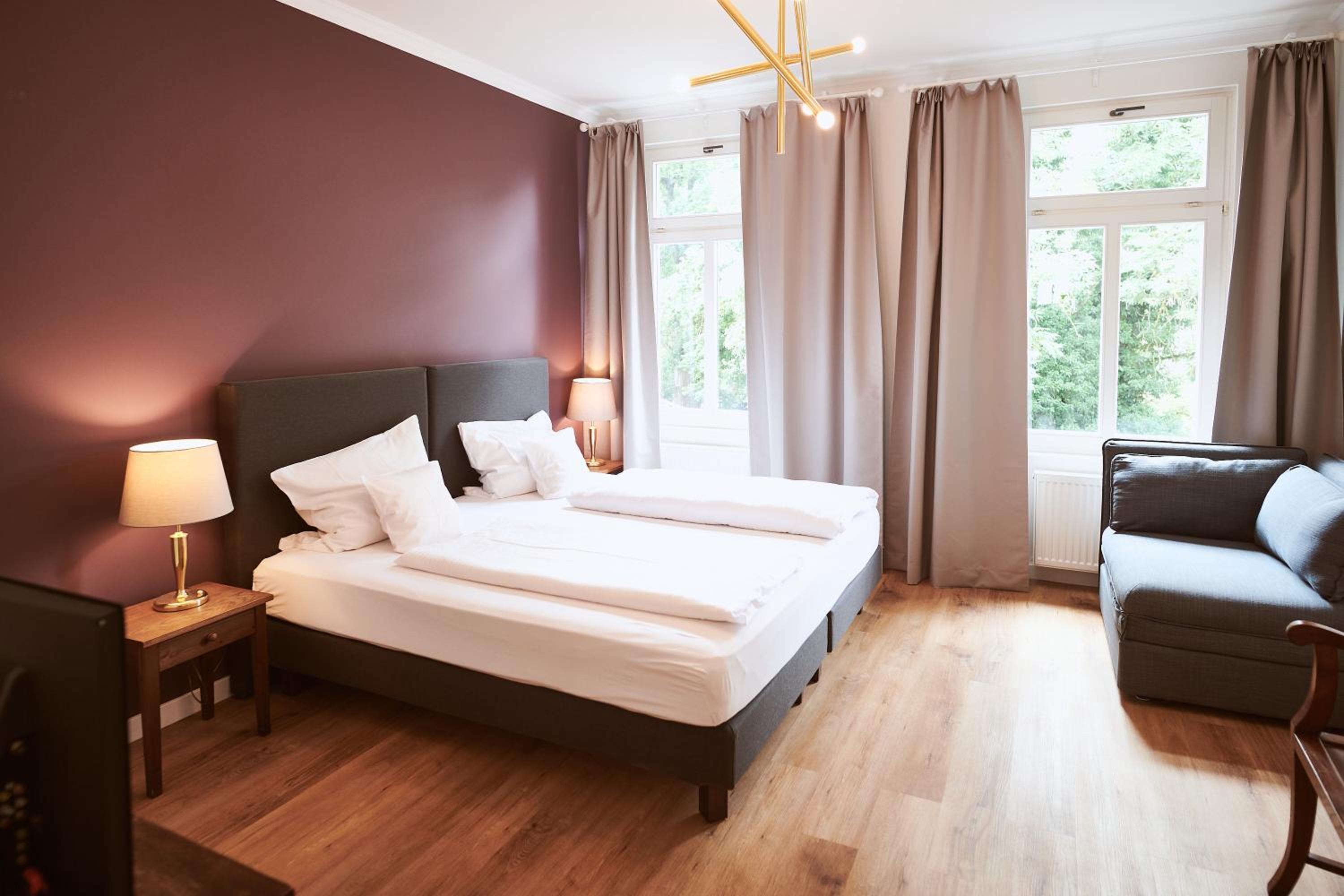 Double Room with Extra Bed - Photo 1