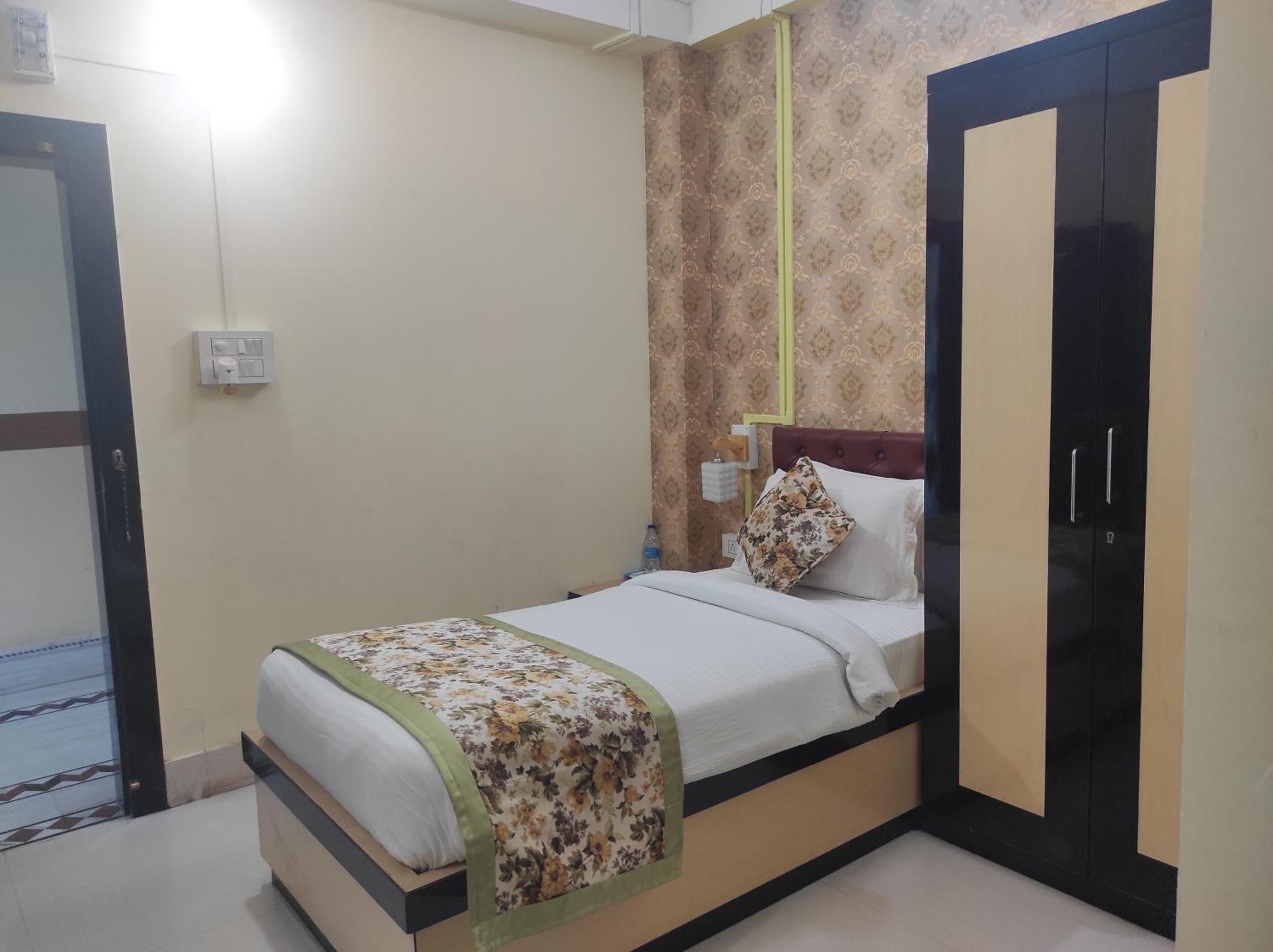 Deluxe Single Room photo 1