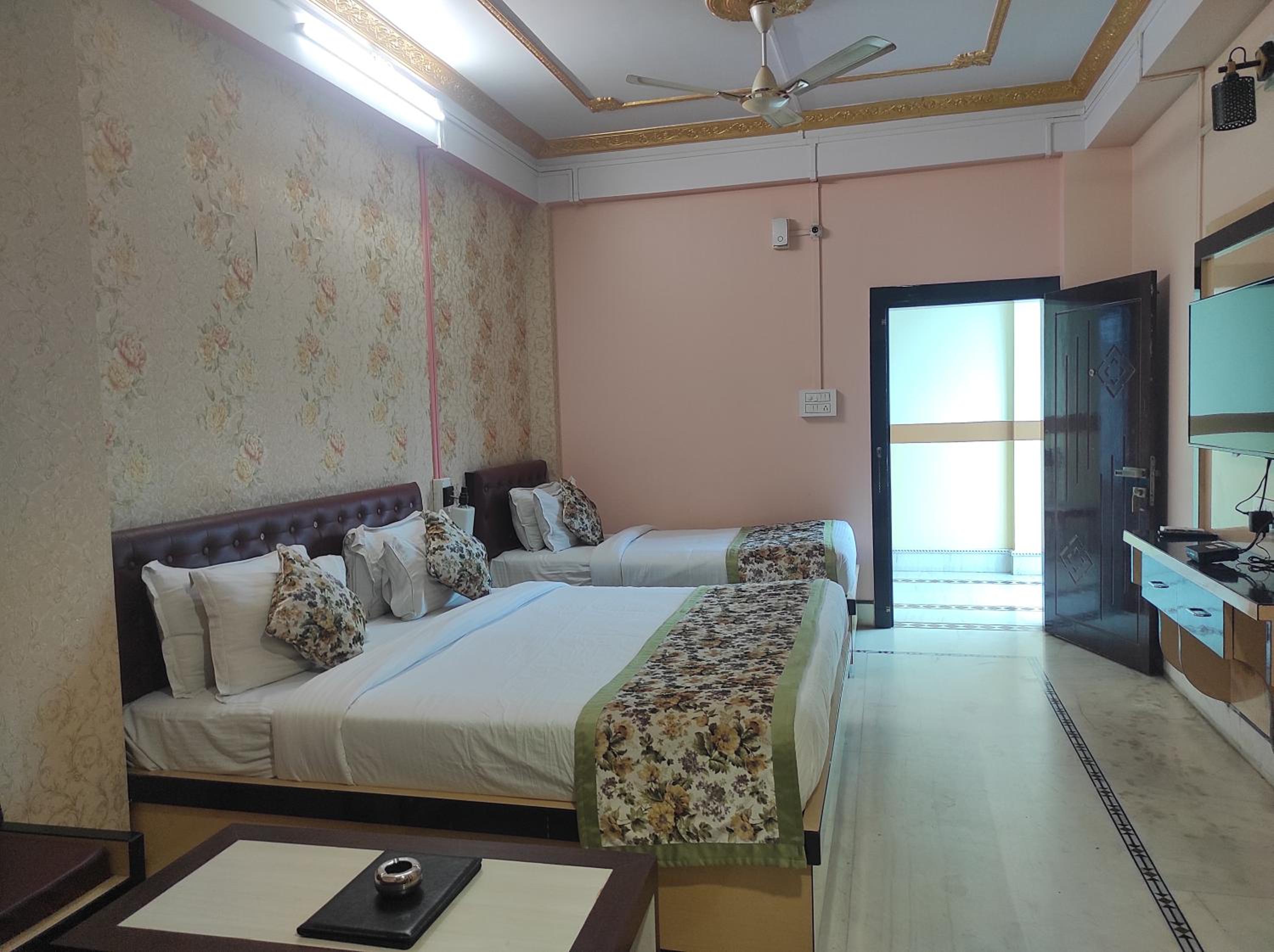 Executive Triple Room photo 1