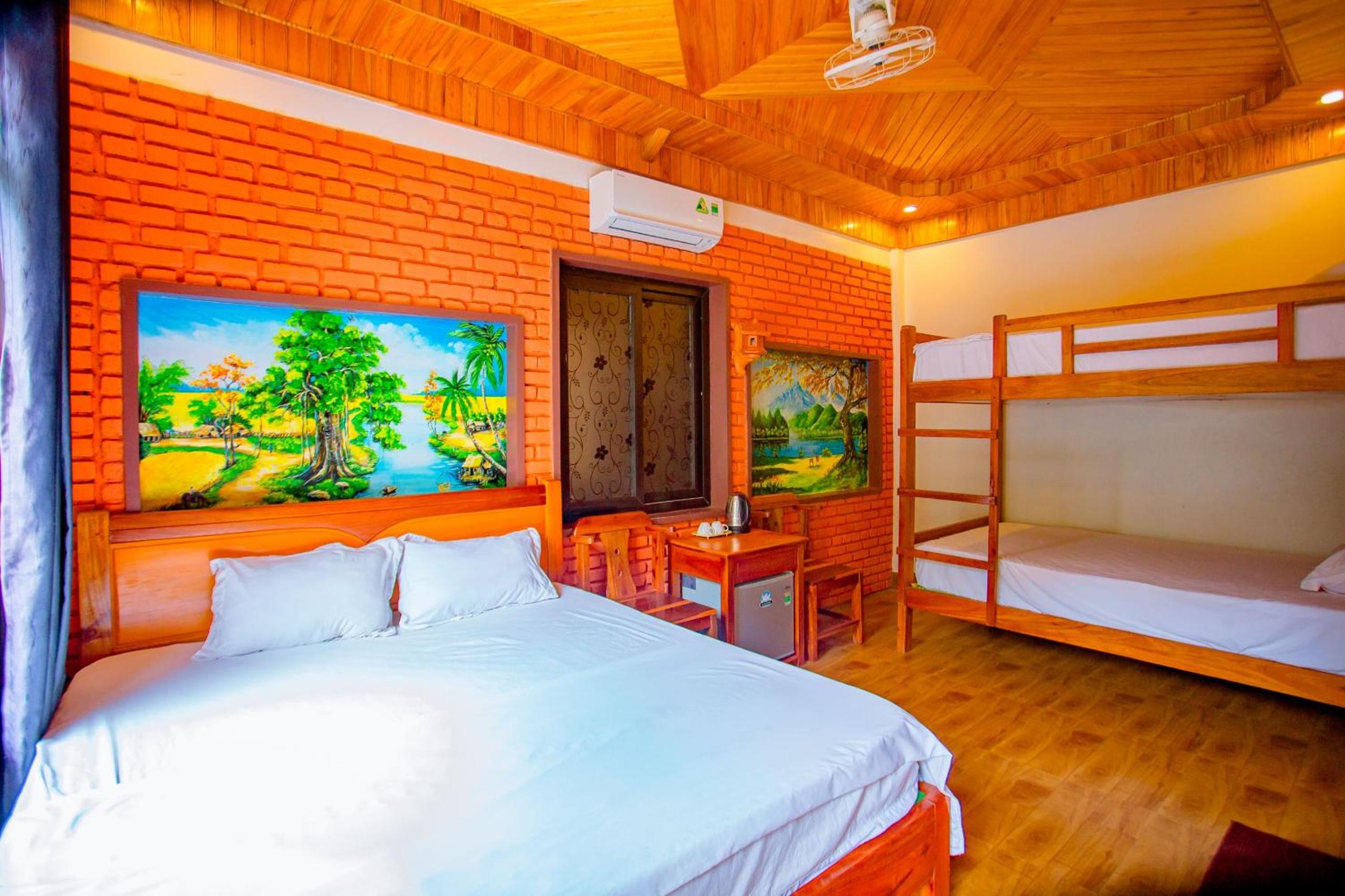 Deluxe Bungalow with Garden View