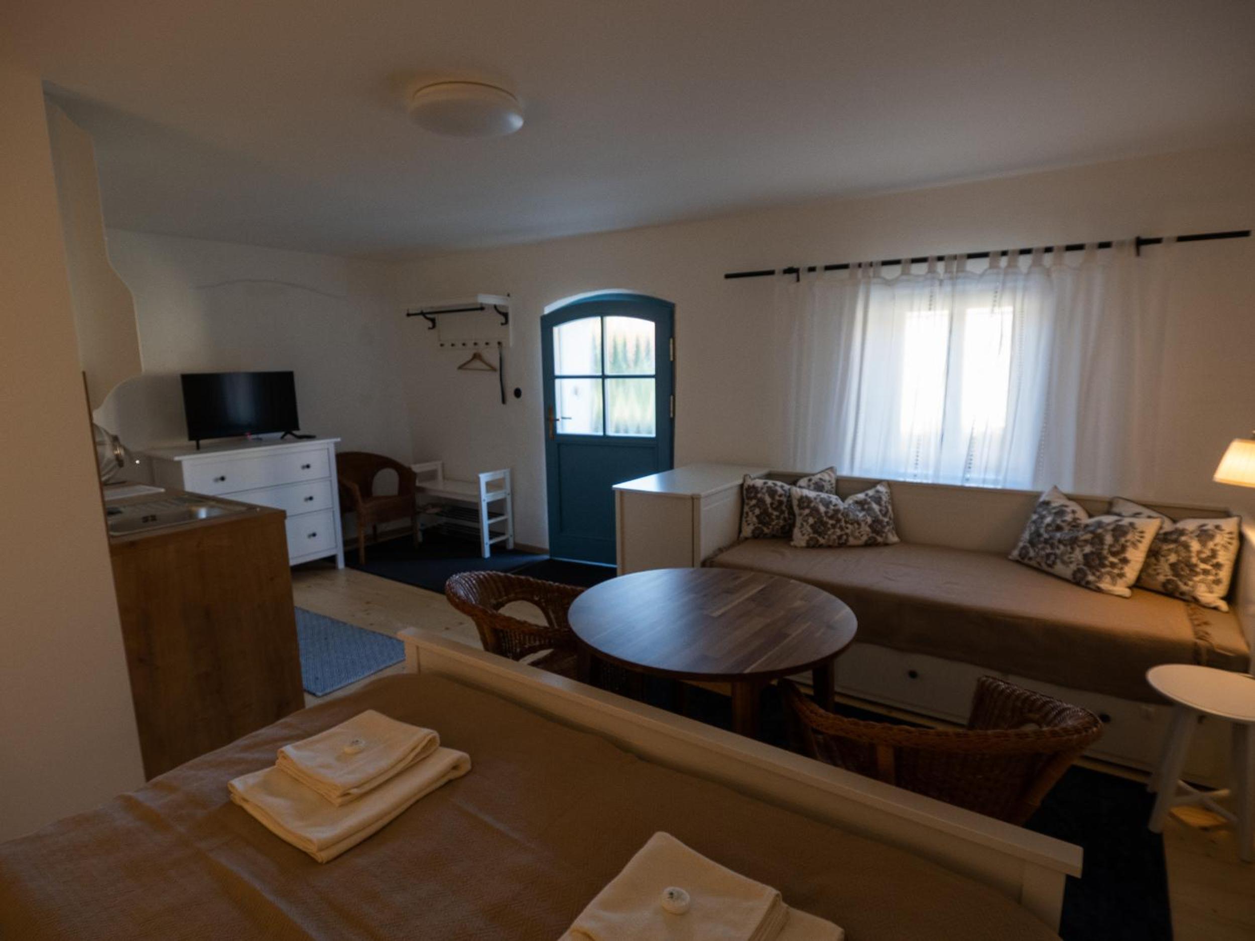 King Studio with Sofa Bed
