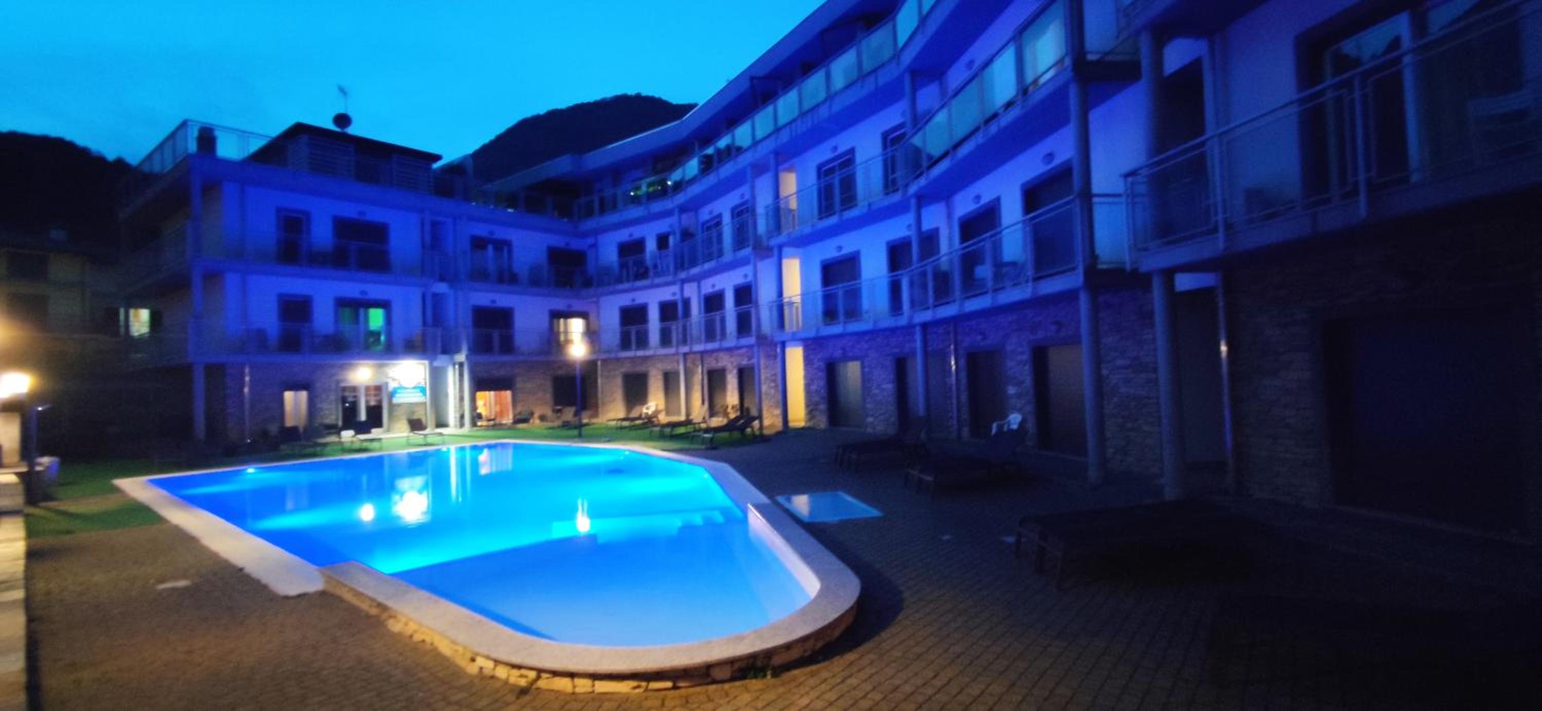 Apartment with Pool View  - Photo 8