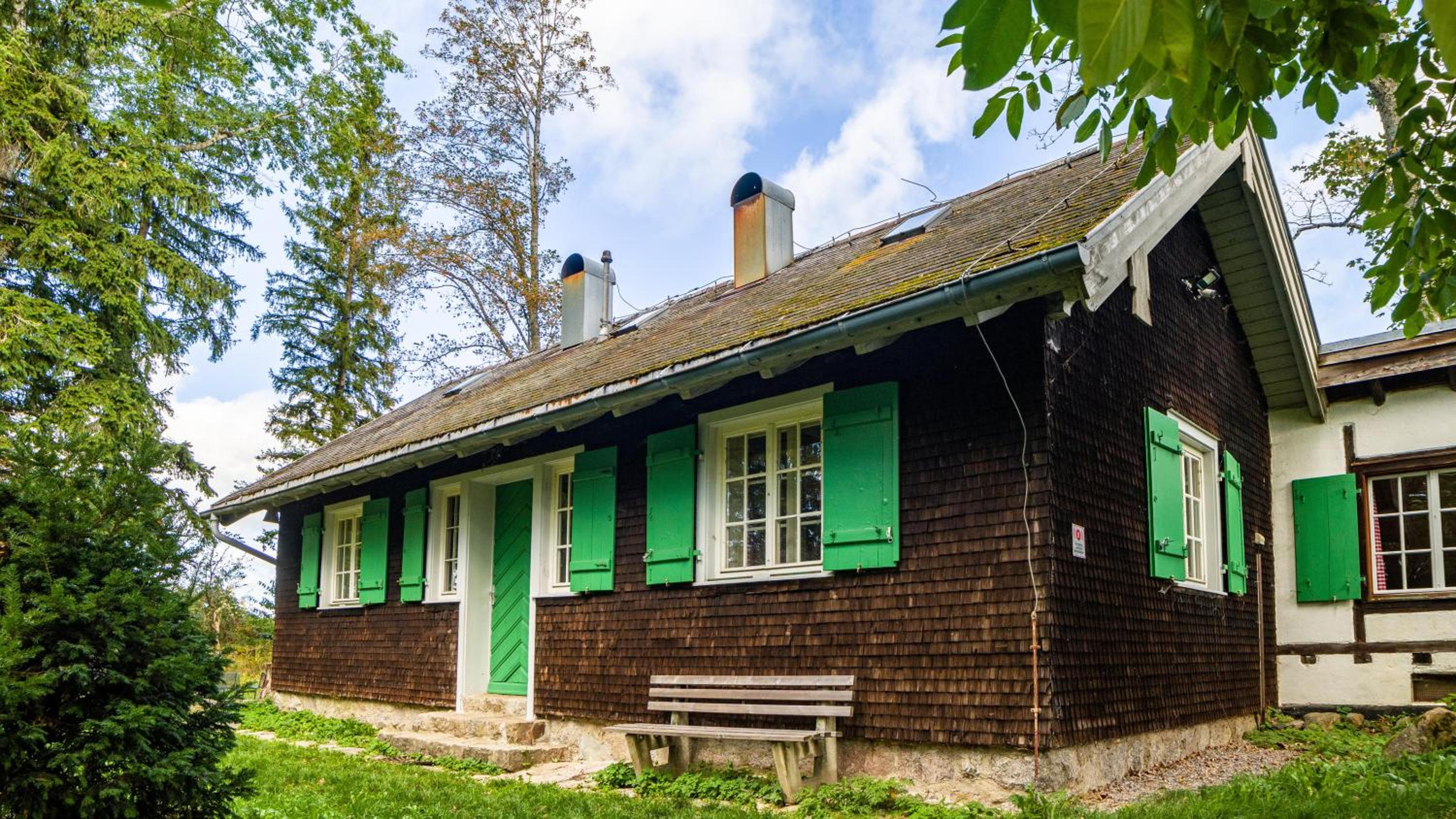 Two-Bedroom House photo 2