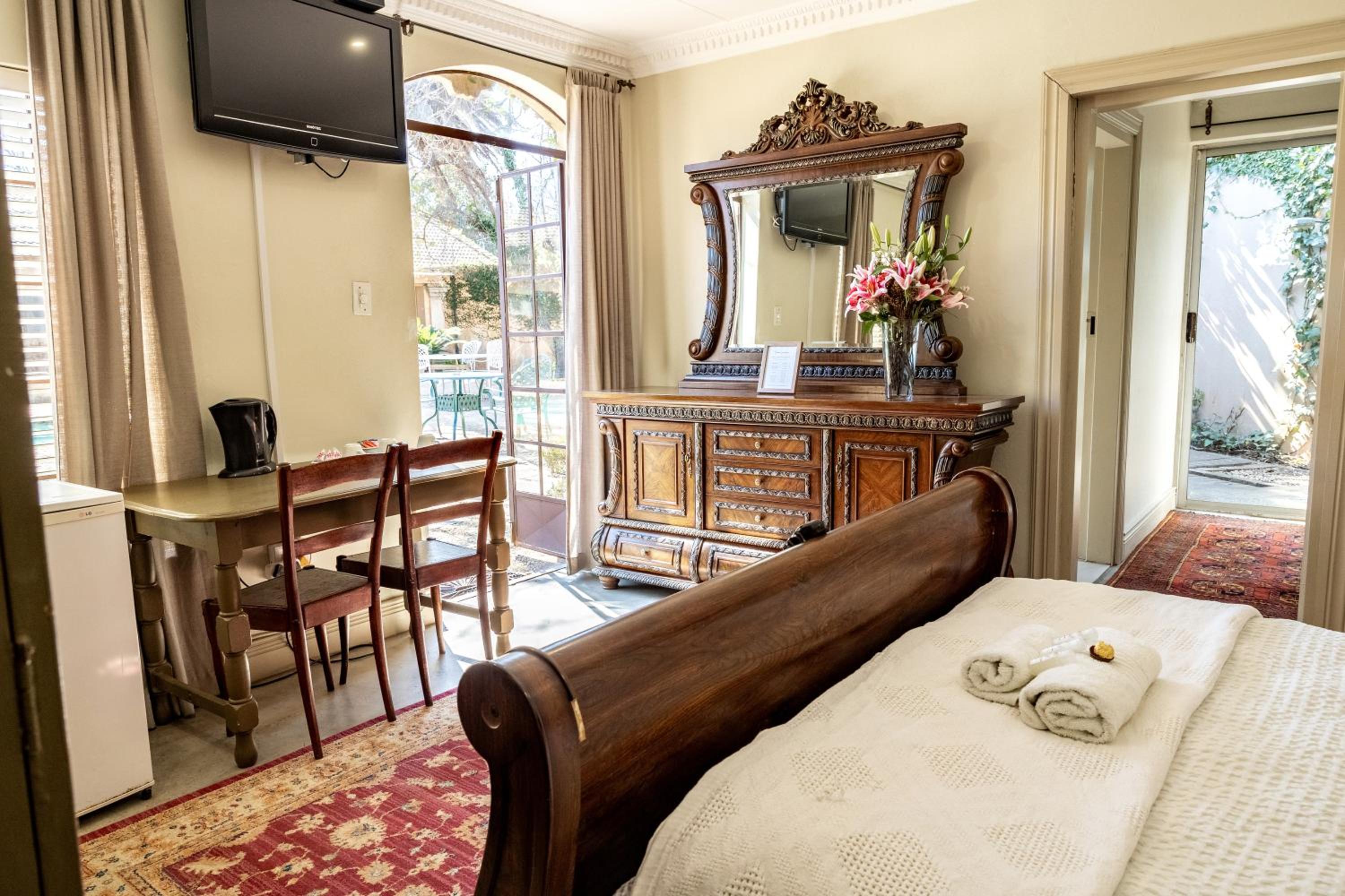 Standard Family Room - Photo 1